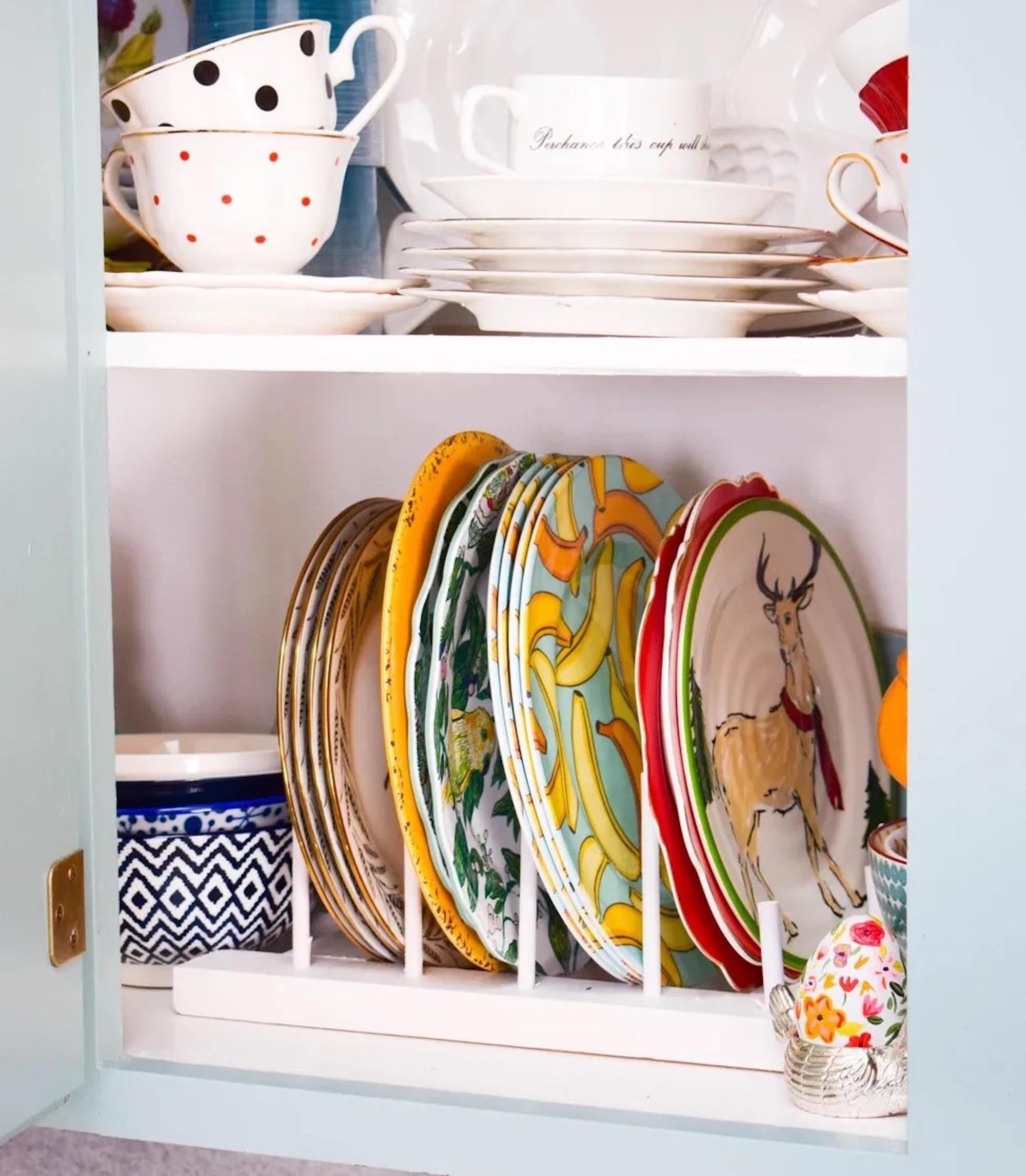 9 Cabinet Organizers That Will Transform Your Kitchen in 2022 – SPY