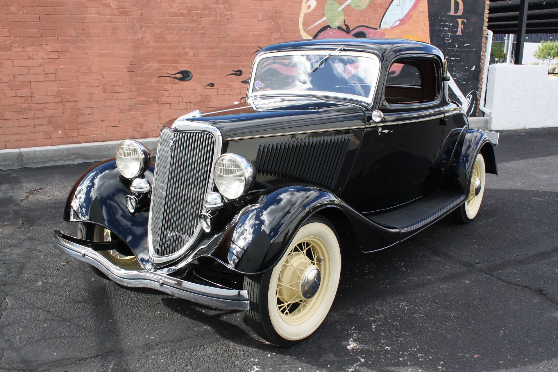 Find of the Day: This 1934 Three-Window Ford Coupe is a Multi-Award Winner