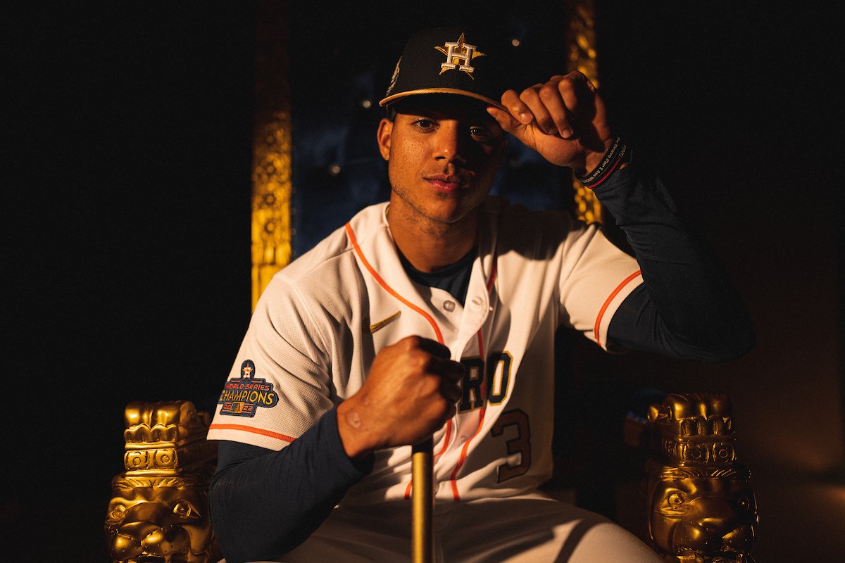 Houston Astros to sell gold-trimmed gear to commemorate 2022 World