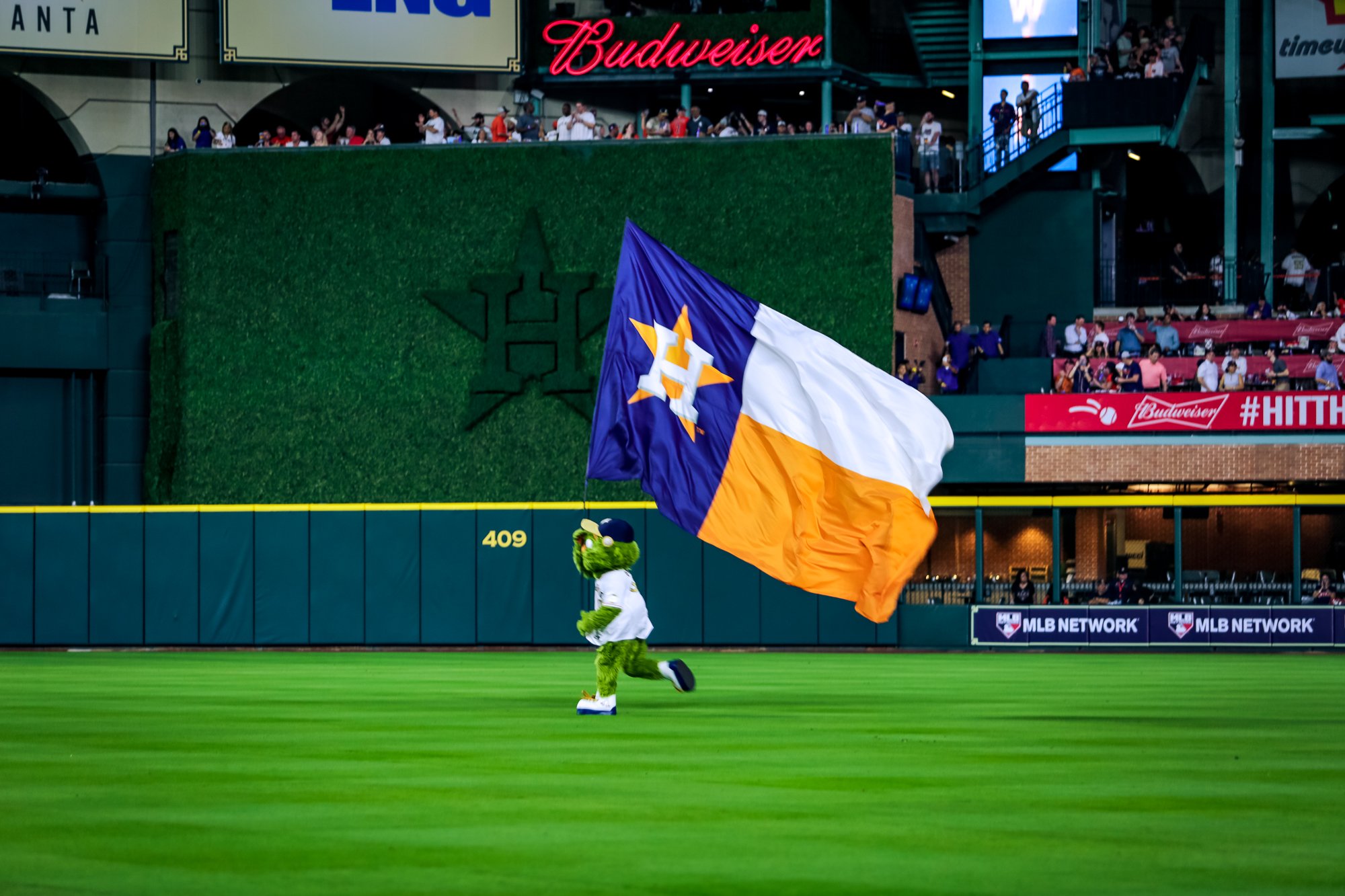 Orbit ready for Astros Opening Day shenanigans