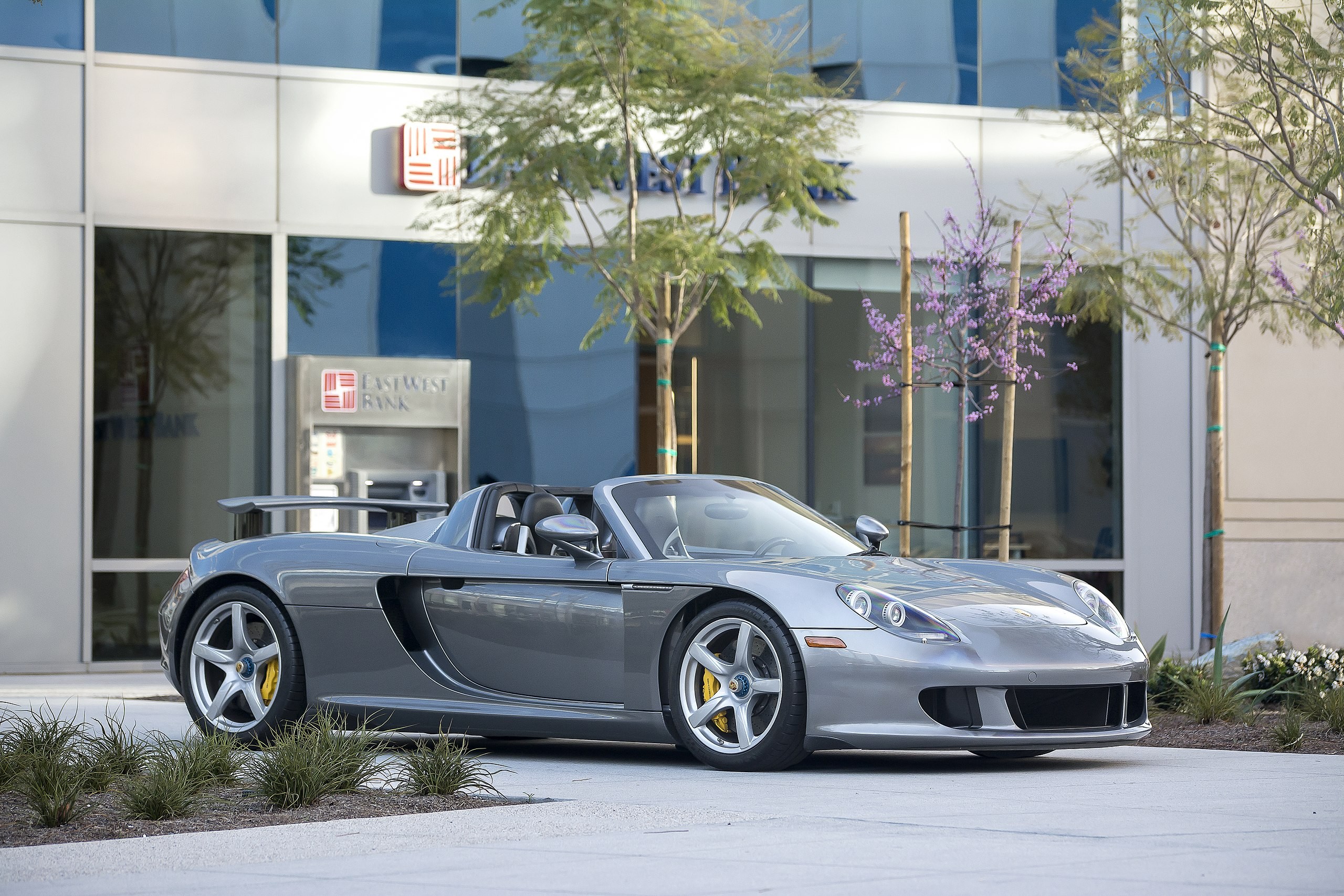 Porsche Carrera GT Models Recalled Due to Crash Risk