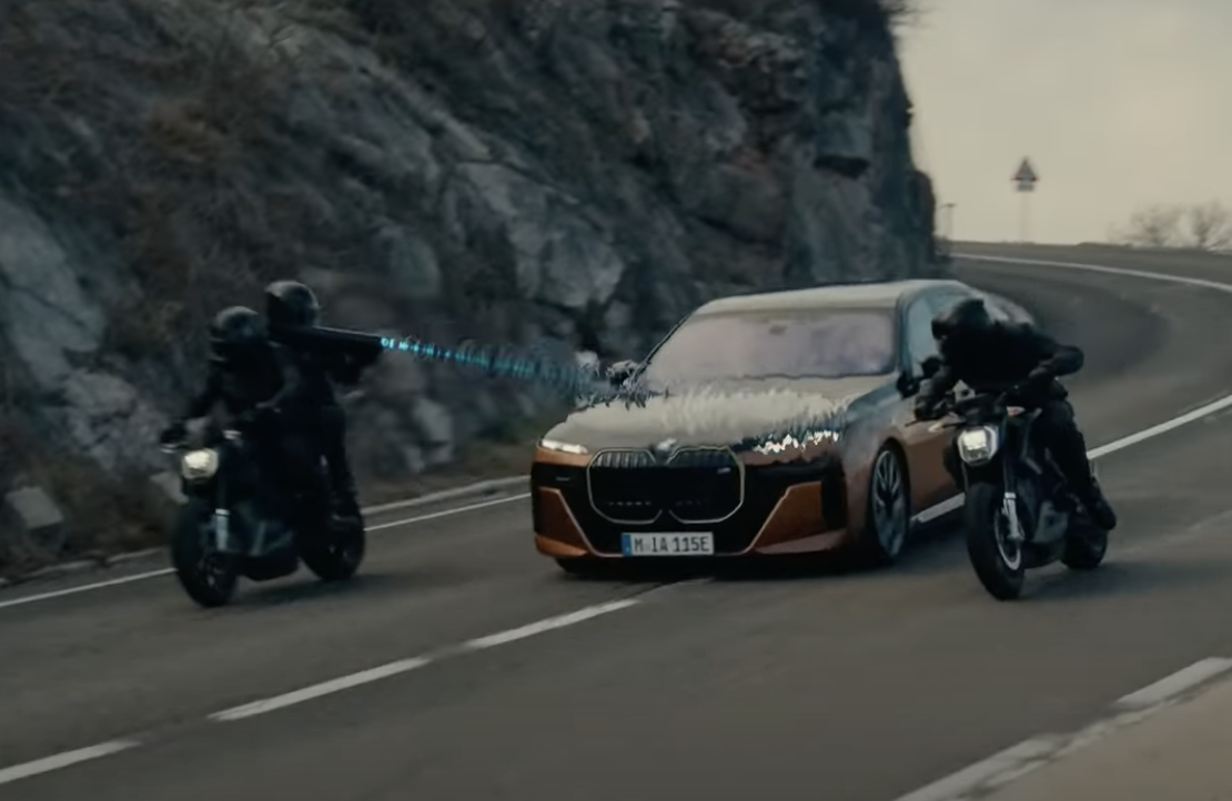 Video: BMW Films Features Hollywood Stars and BMW i7 M70 in New Film 'The Calm'