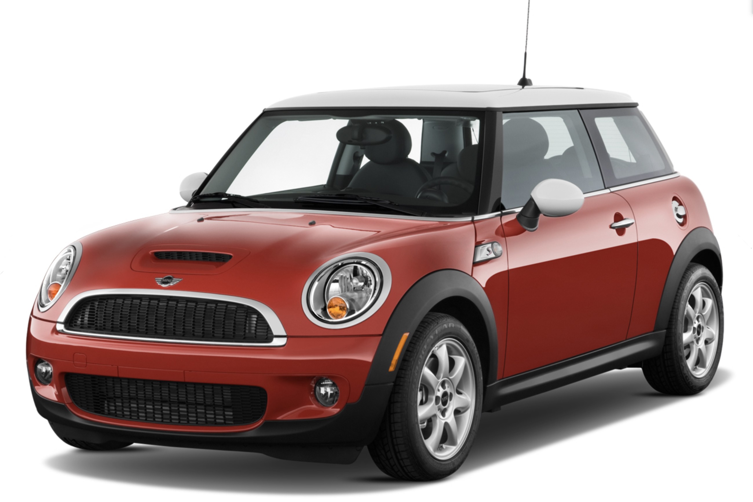 Mini Finds Fire Risk, Recalls 98,000 Cooper Hardtop and Clubman Models