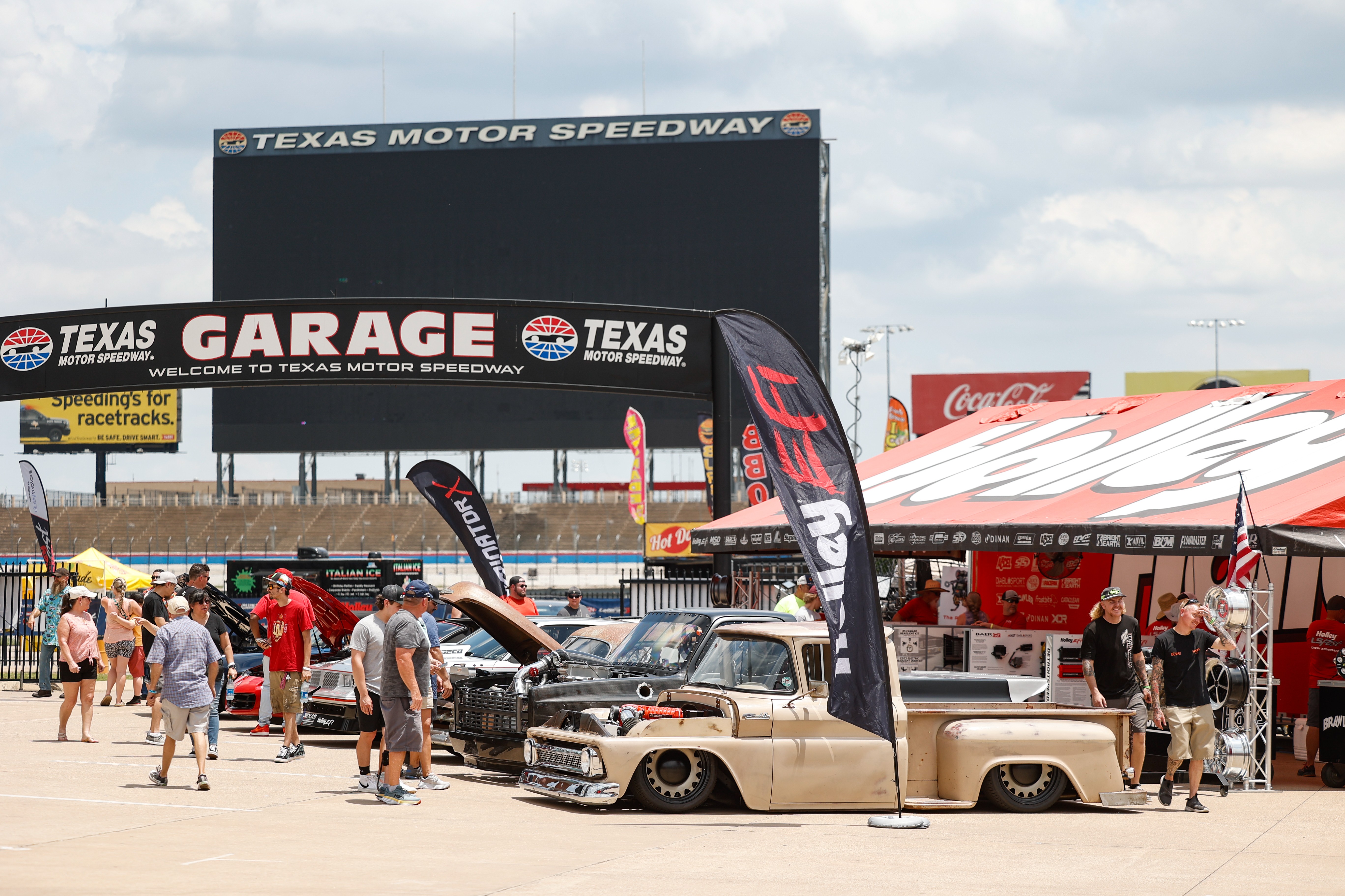 A Scorching Second Outing At Holley's LS Fest Texas