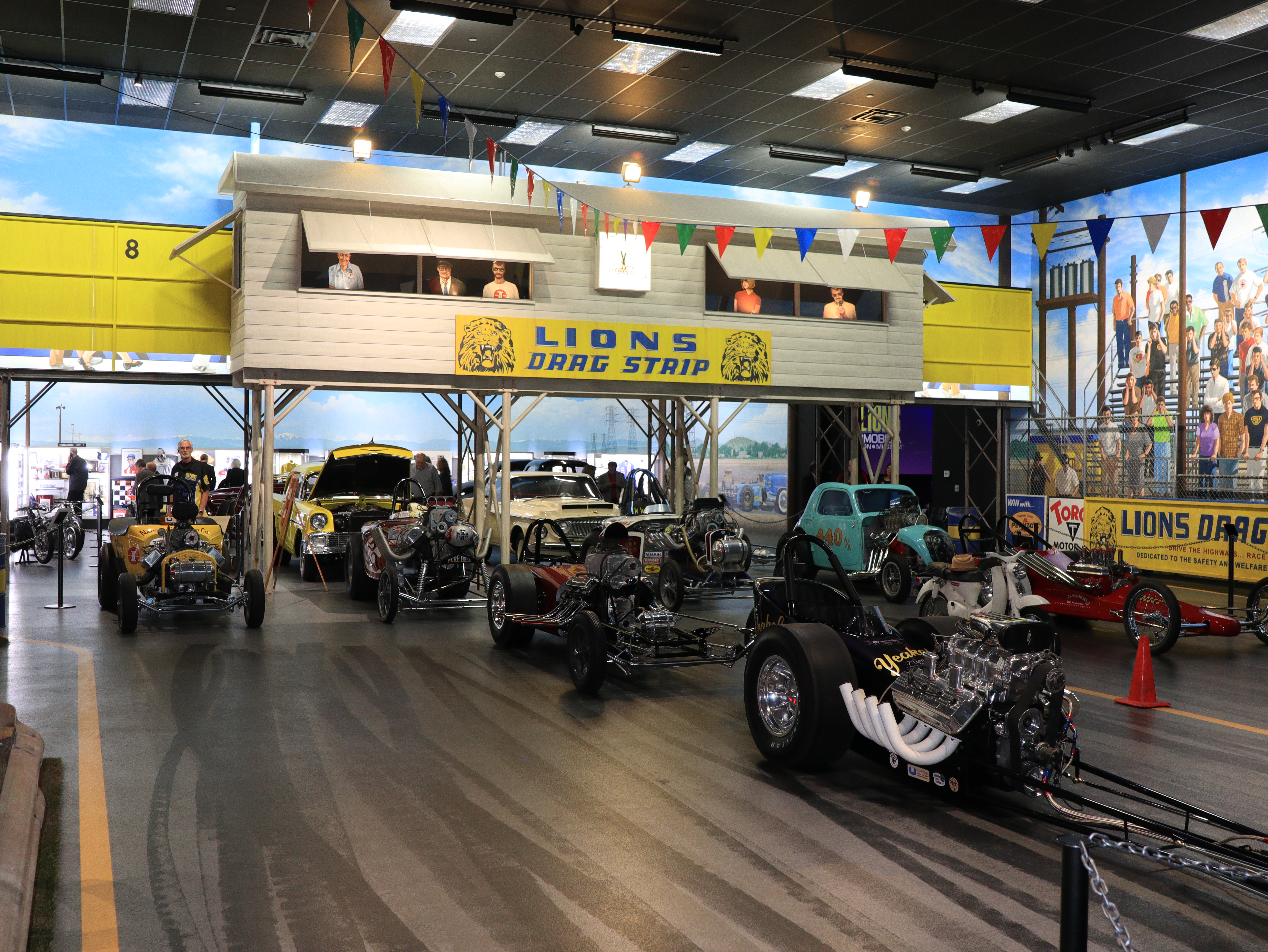 The Last Drag Race: A Special Night At The Lions Drag Strip Museum