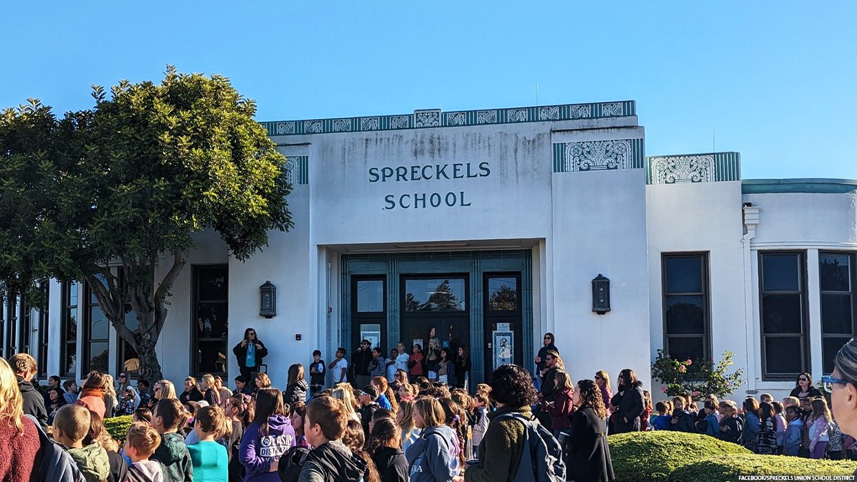 Spreckels School