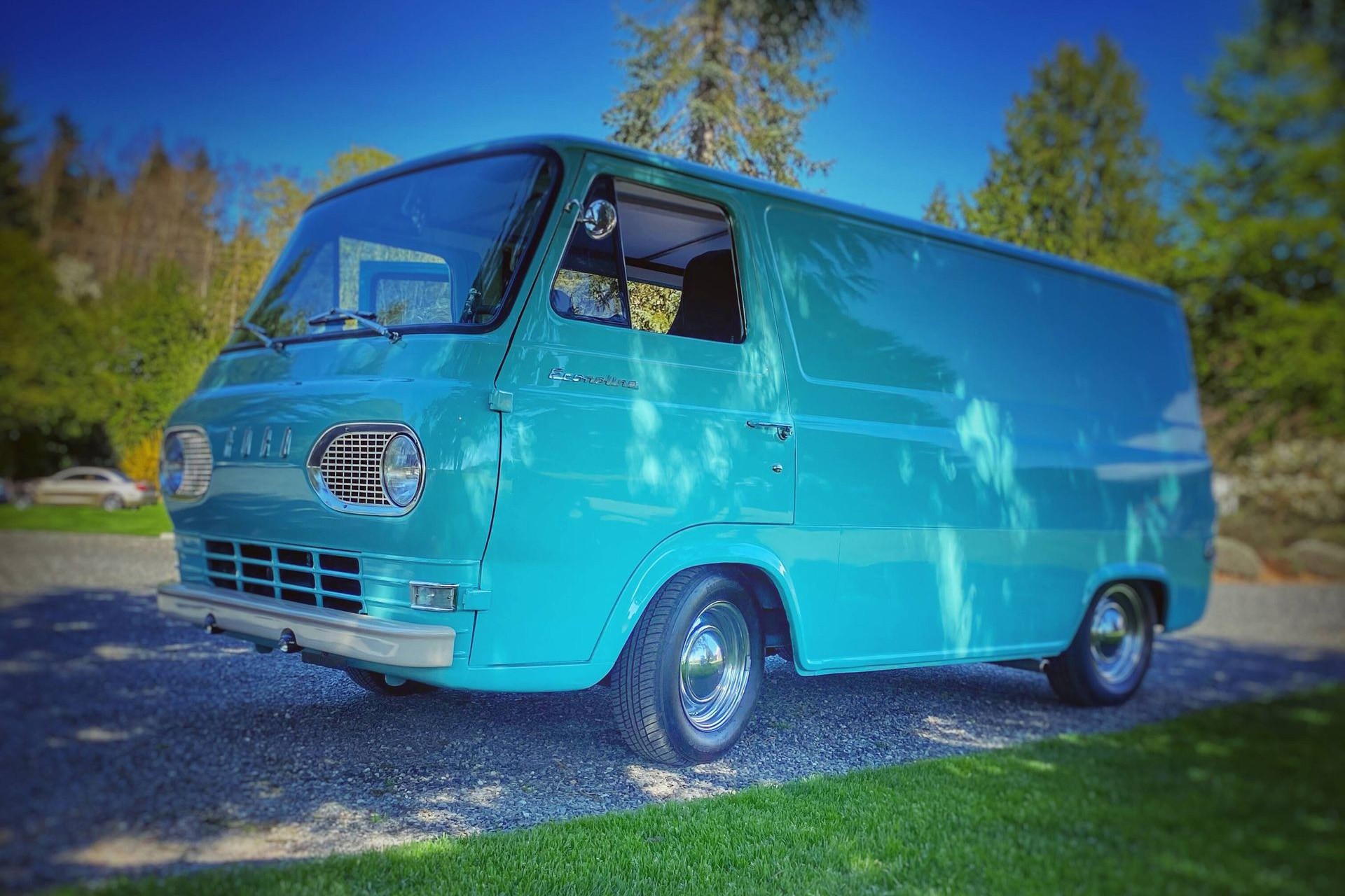 Can This 1962 Ford Econoline Give You That Vanlife Feeling?