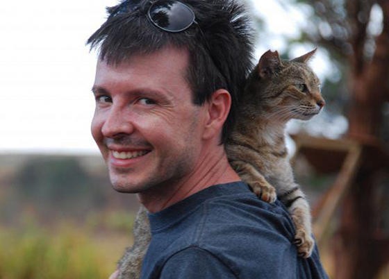Happy Kitties at Cat Sanctuary in Hawaii - Love Meow