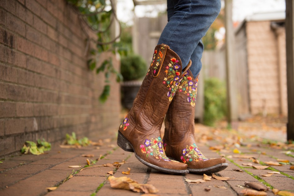 10 of Our Favorite Embroidered Boots for Fall - One Country