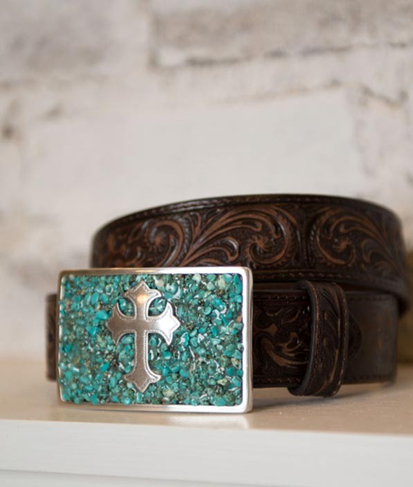 How to Wear Turquoise Jewelry One Country