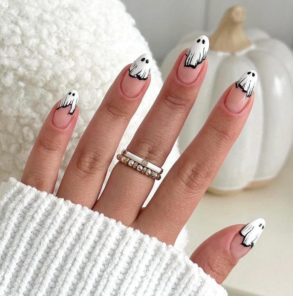 50+ Best Halloween Nails - living after midnite