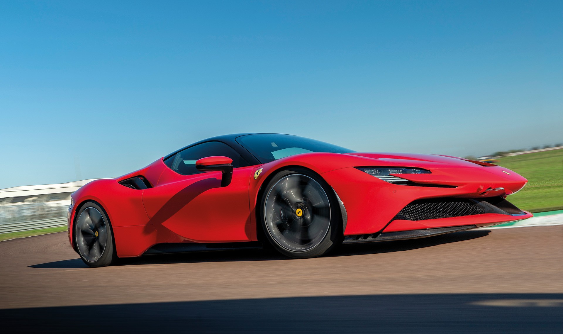 Ferrari SF90 Owners Urged Not to Drive Their Supercars