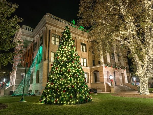 'The twinkliest town in Texas' and 6 other Hill Country locales become Christmas wonderlands