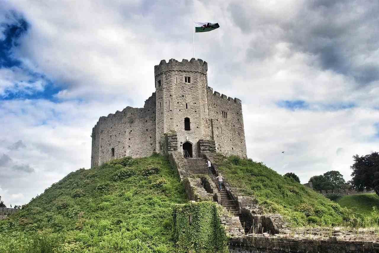 31 Amazing Cardiff Facts About The Capital City Of Wales | Kidadl