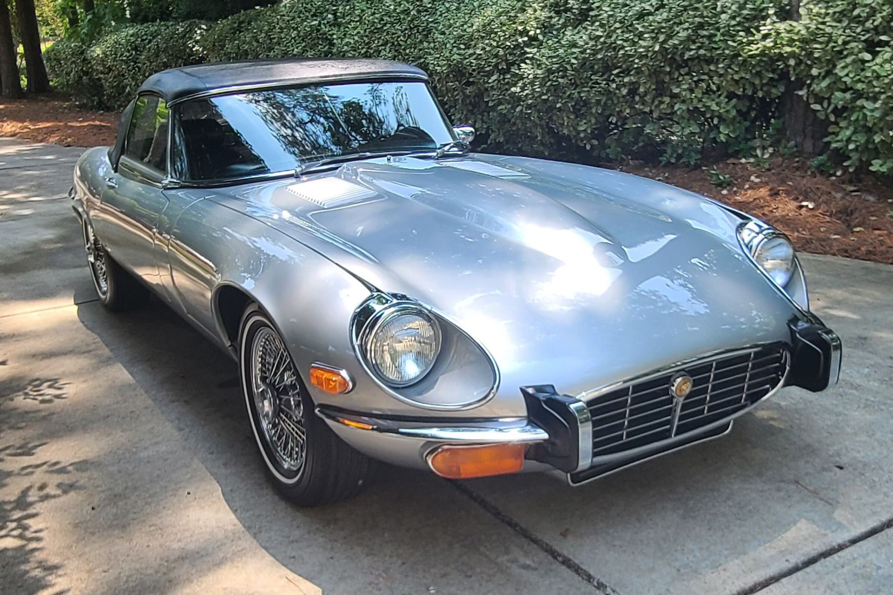 Hemmings.com Weekly Round Up: a V12 E-type, a Continental Convertible, and a Modern Lotus