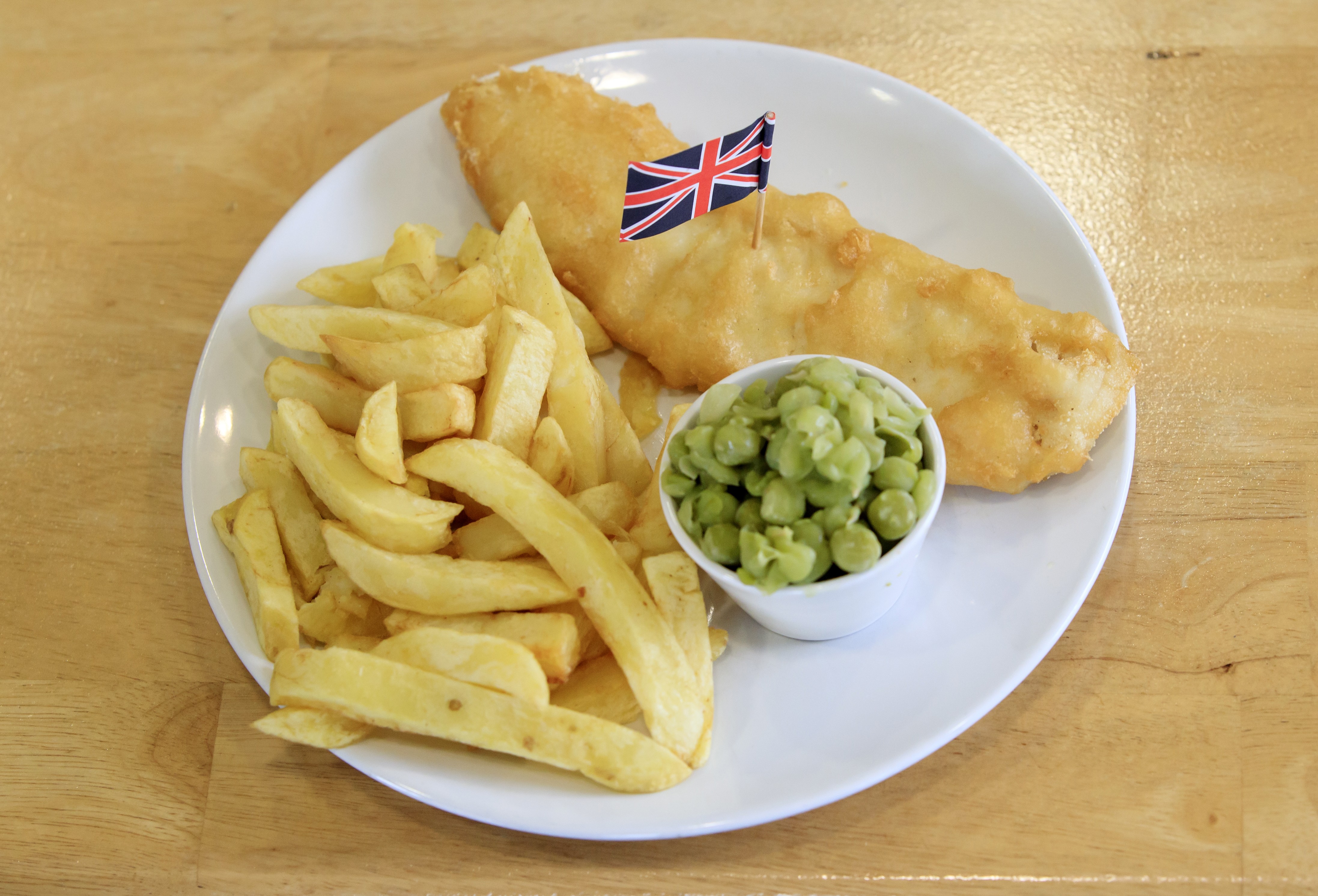 Fish and chips BANNED from schools as Labour orders pupils to eat lentils and chickpeas every week