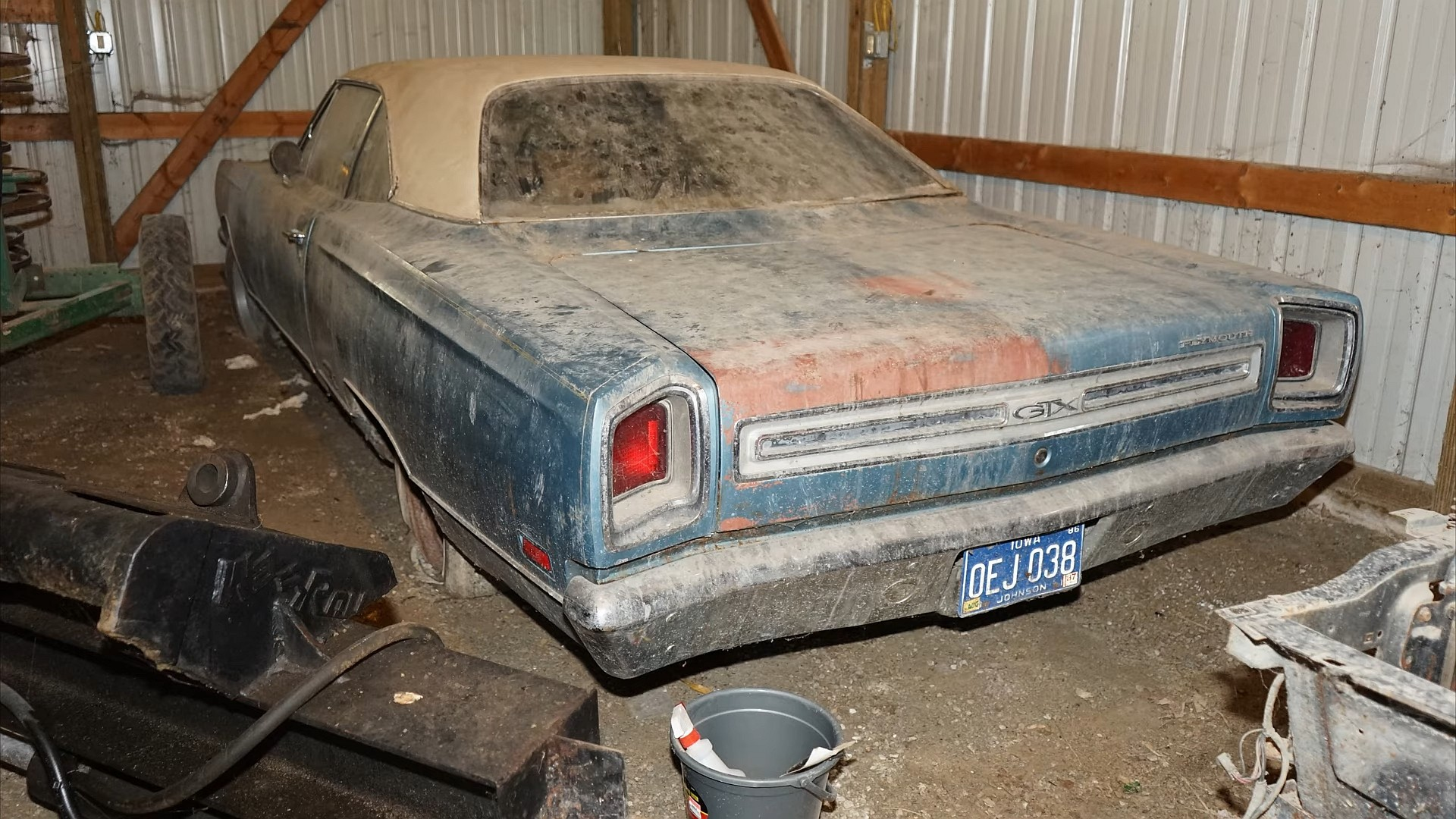 Video: Two Mopar Barn Finds Discovered, 1969 Plymouth GTX Had $10,000 Cash Stashed Inside