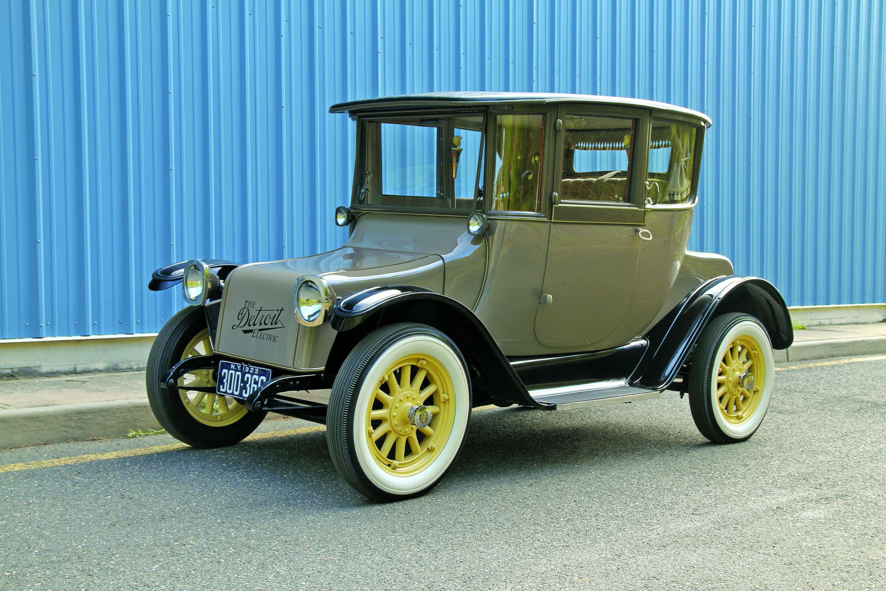 The 1923 Detroit Electric Model 90 Was The Tesla Of Its Day