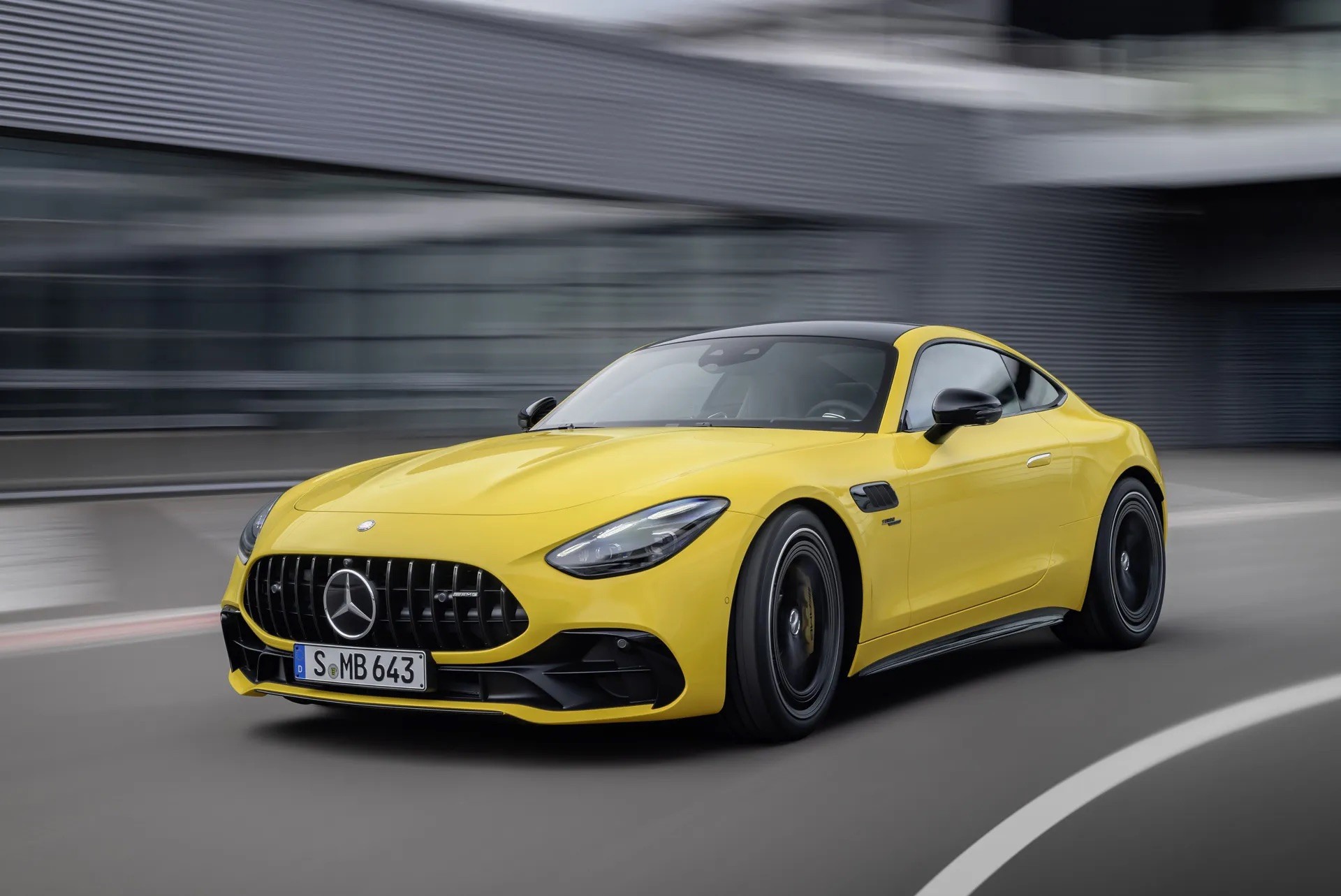 2025 Mercedes-AMG GT 43 Debuts with 416 Horsepower Turbo Four-Cylinder Engine