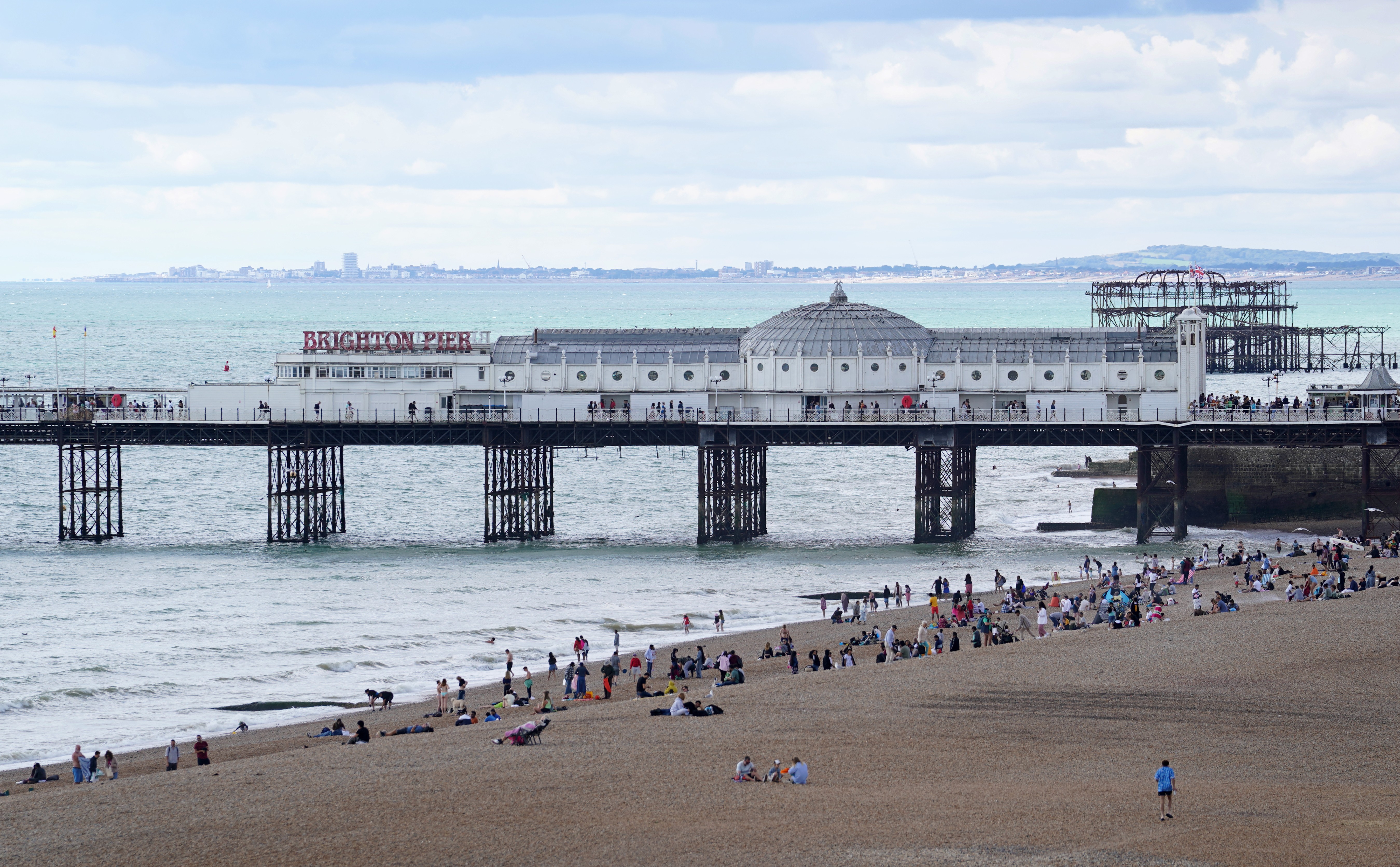 Bodies of three women pulled from sea in Brighton after emergency services swarm to scene