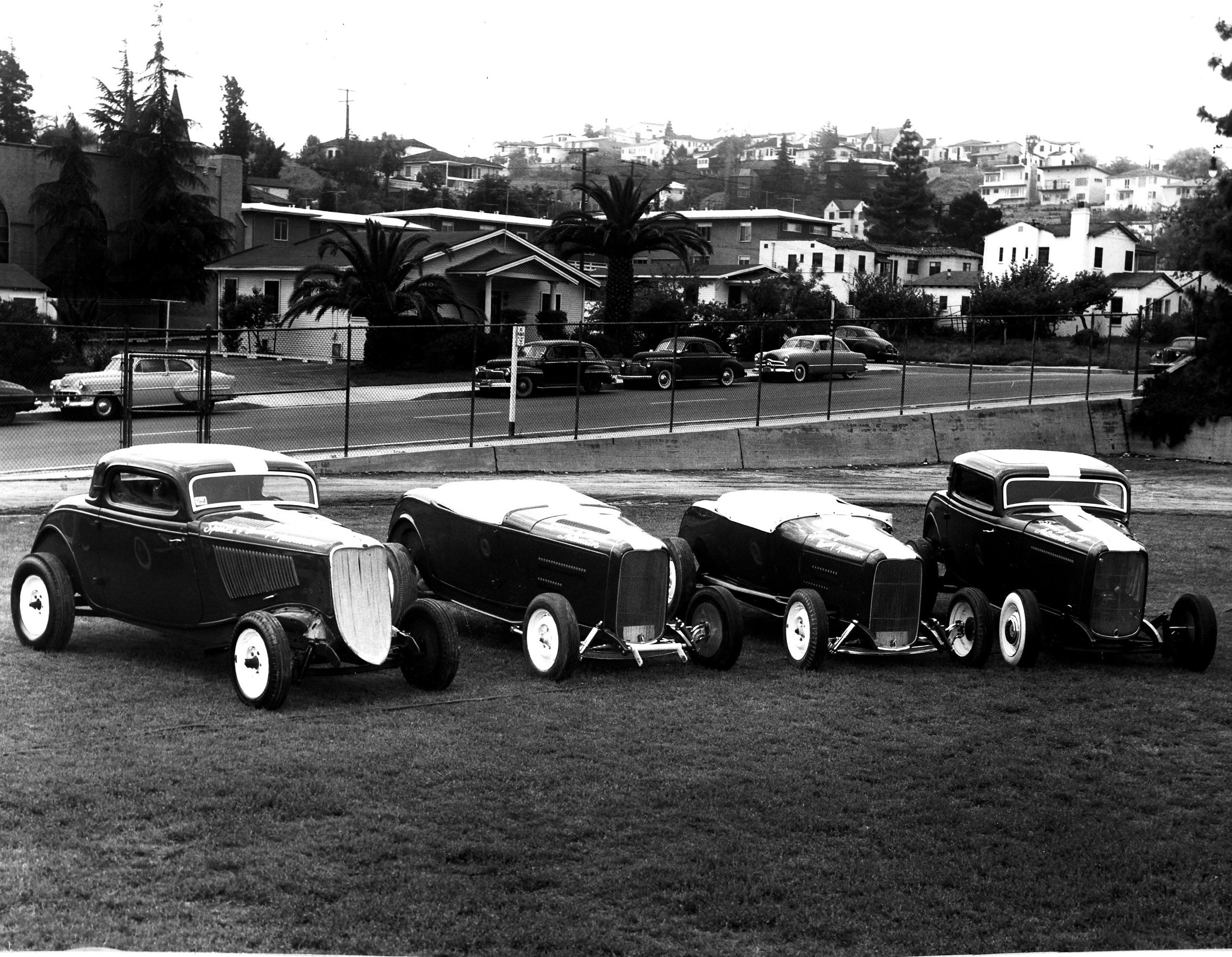 Carspotting: Hot Rodders Invade L.A. High School