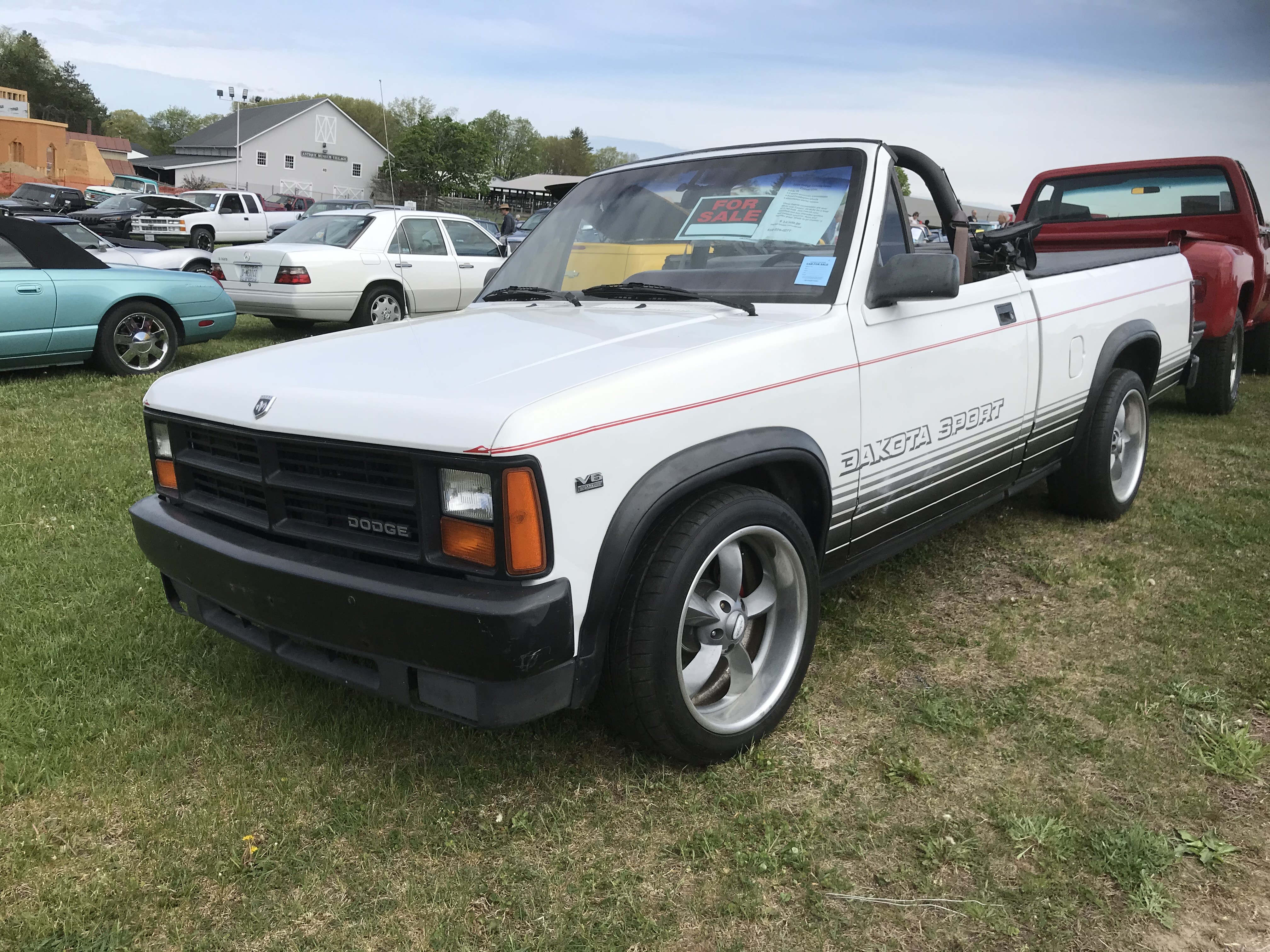 Which Flavor Of Sporty First-Gen Dodge Dakota Do You Prefer?