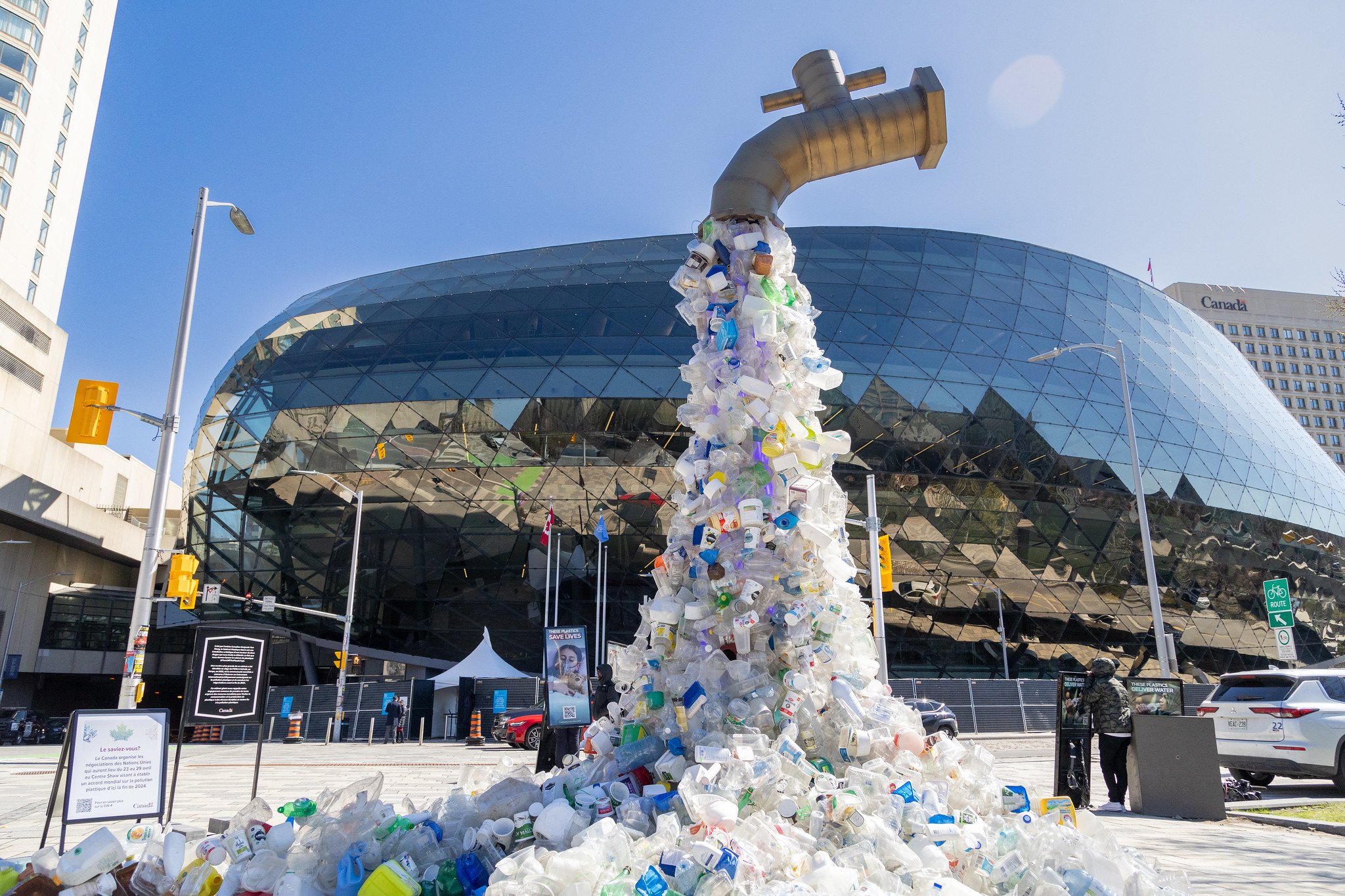 People Using Plastic Substatutes A plastic recipe for societal suicide - EHN