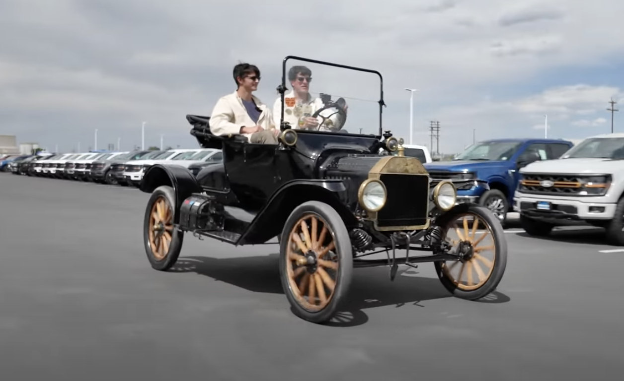 Video: Watch a Modern-Day Ford Dealership Work on a Vintage 1915 Model T