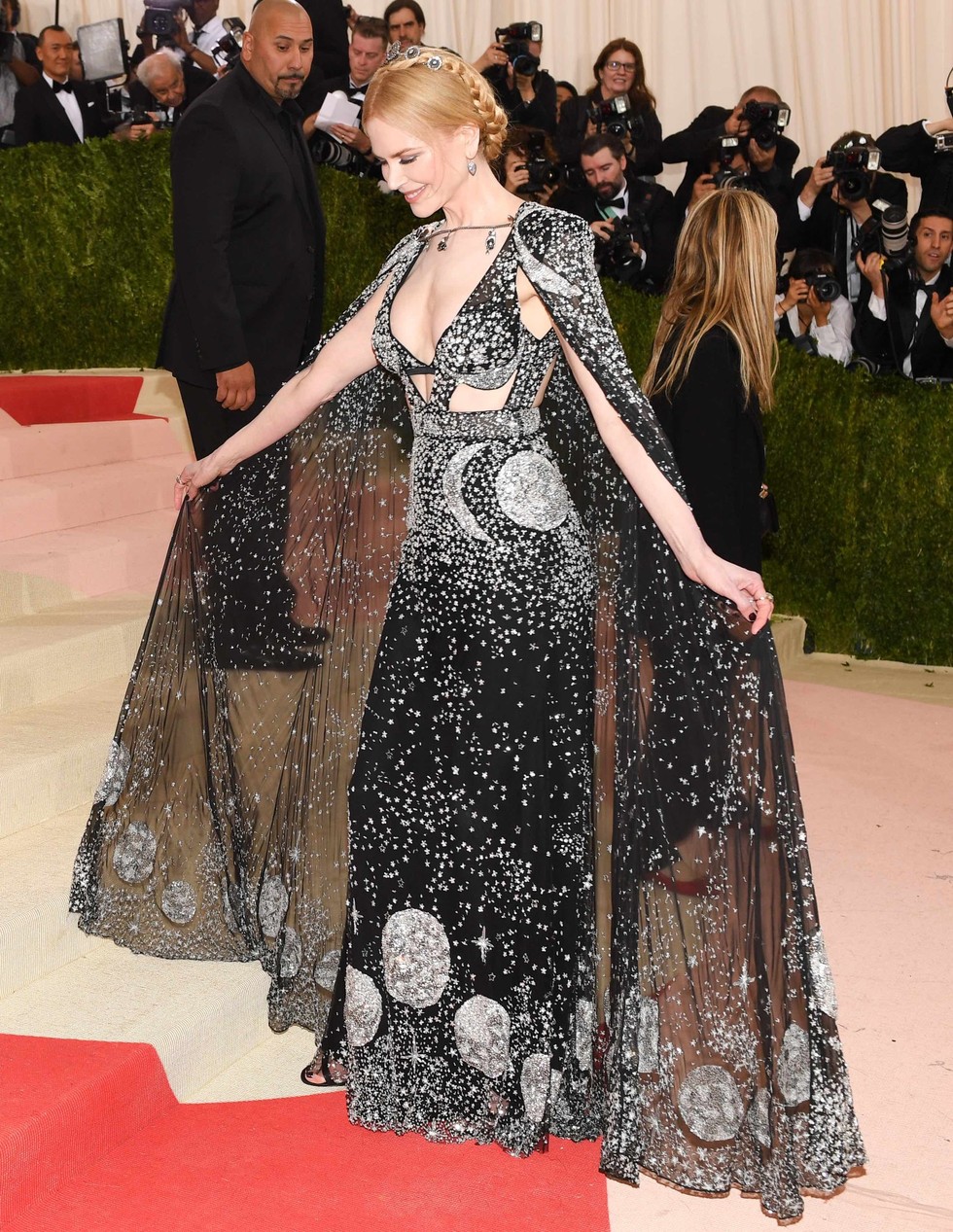 The Best, the Worst, and the Oddest Looks From Last Night's Met Ball ...