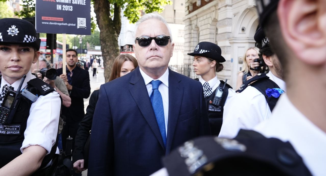 Huw Edwards in talks with Channel 4 to 'share his story' of abuse as teen's mother 'disgusted'