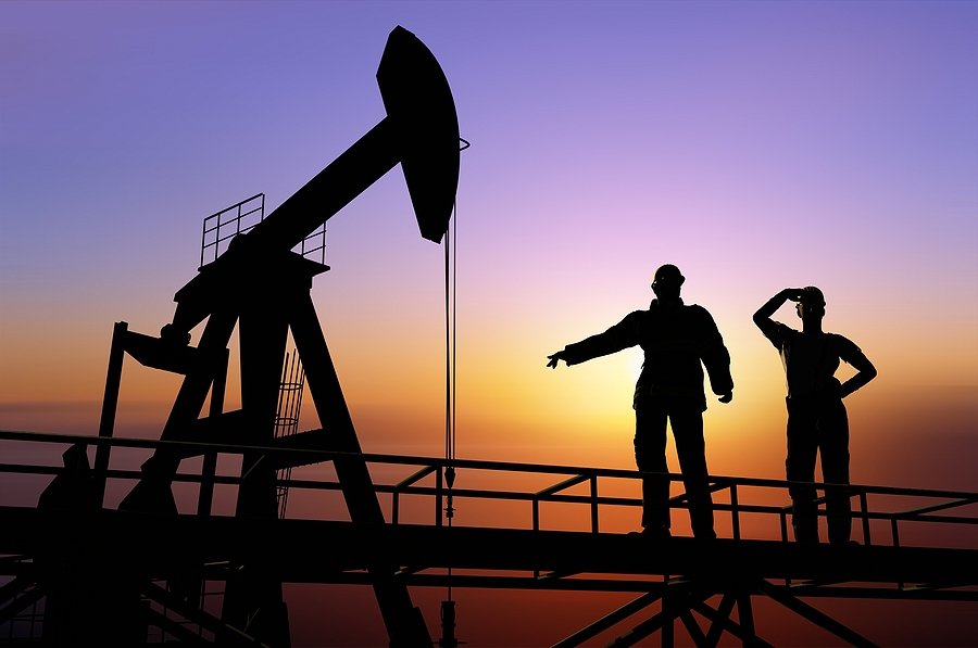 US oil production hits record levels while jobs decline