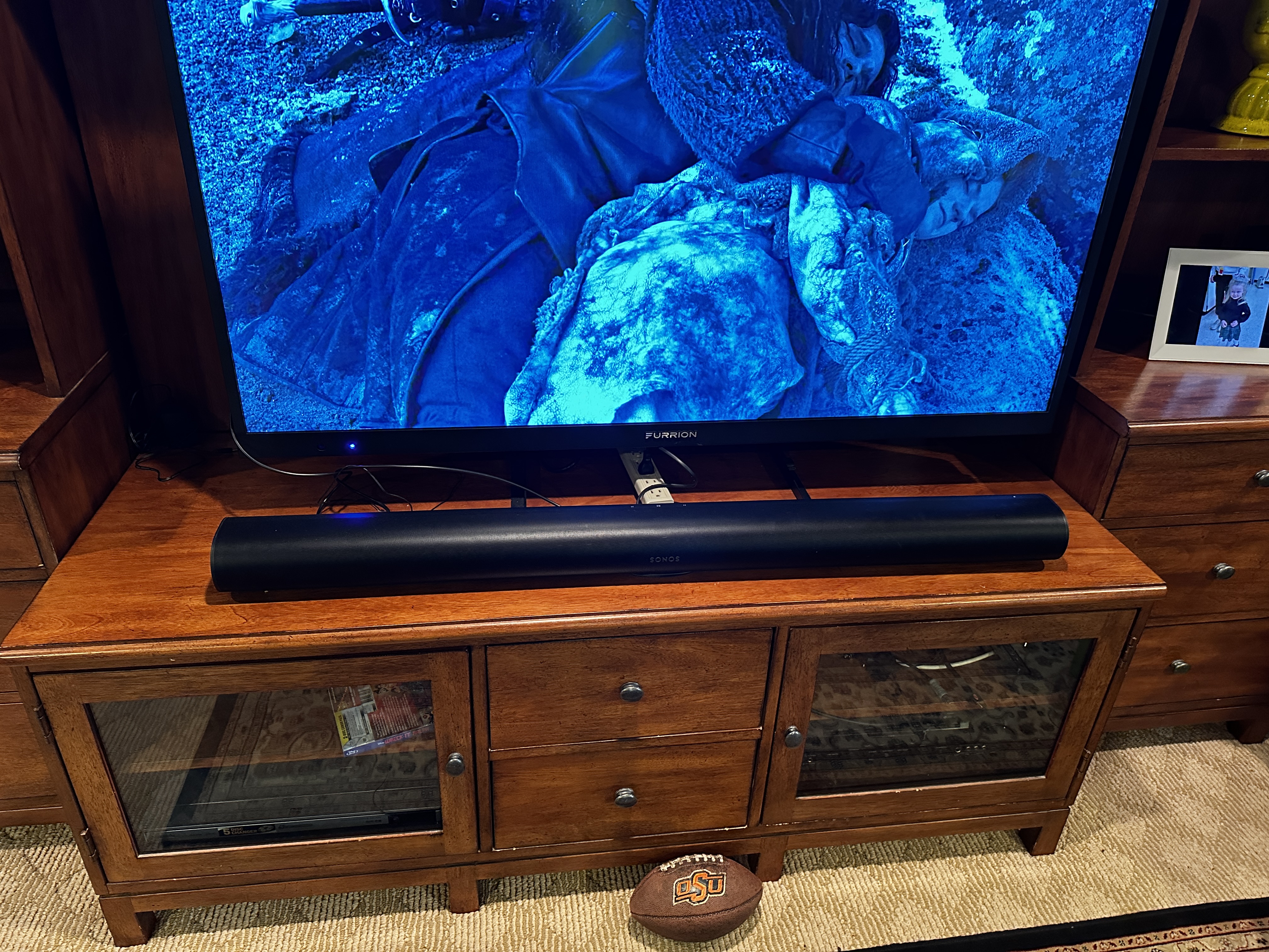 Sonos Arc: Premium Dolby Atmos Soundbar for Home Theater Sonos Arc: Premium Dolby Atmos Soundbar for Home Theater