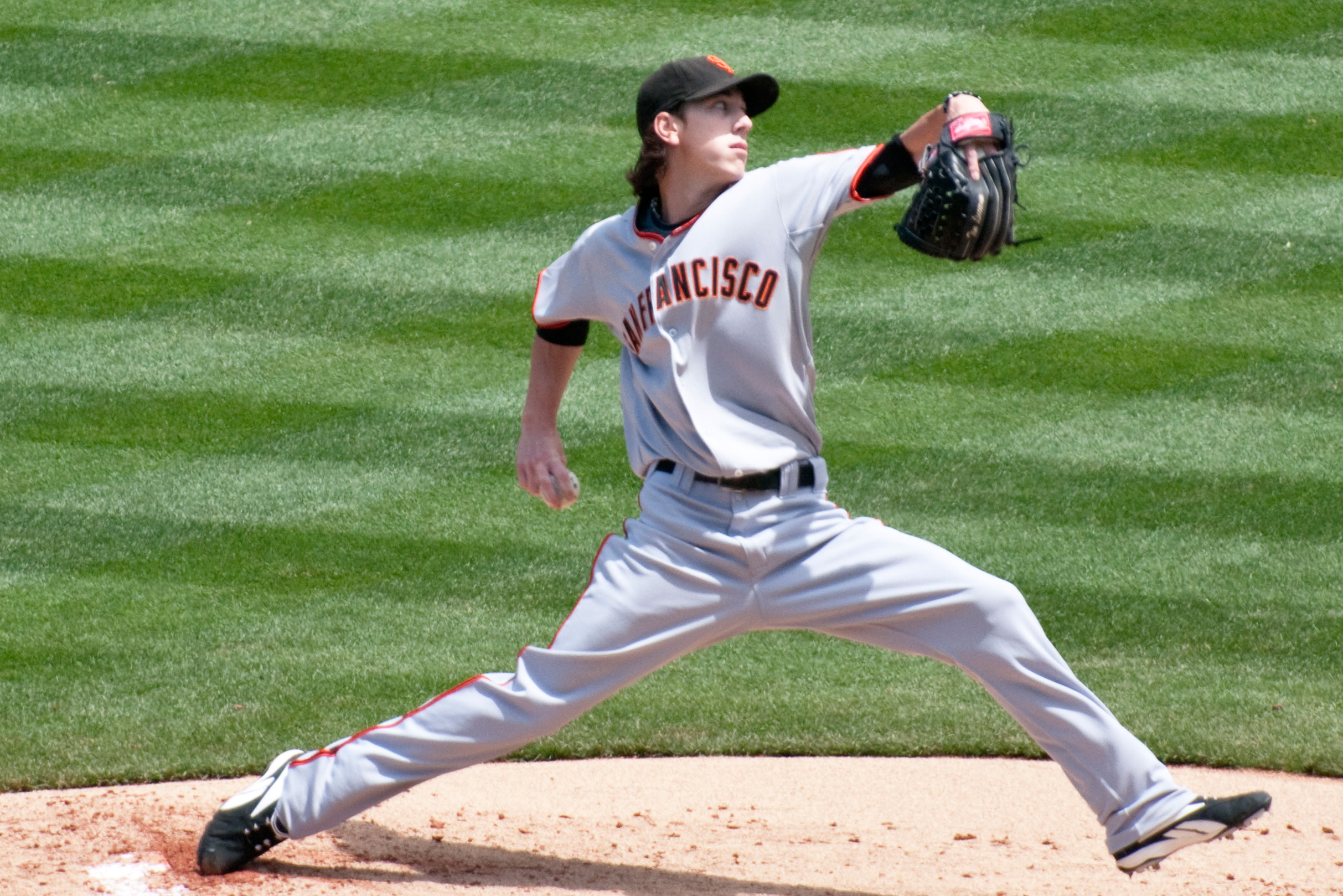 Tim Lincecum turns to dad in an effort to regain form