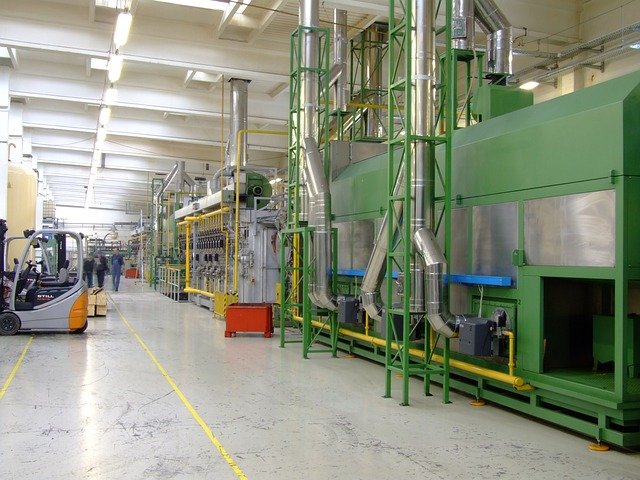 Europe’s Plastic Production Declines Amid Rising Costs and Regulations