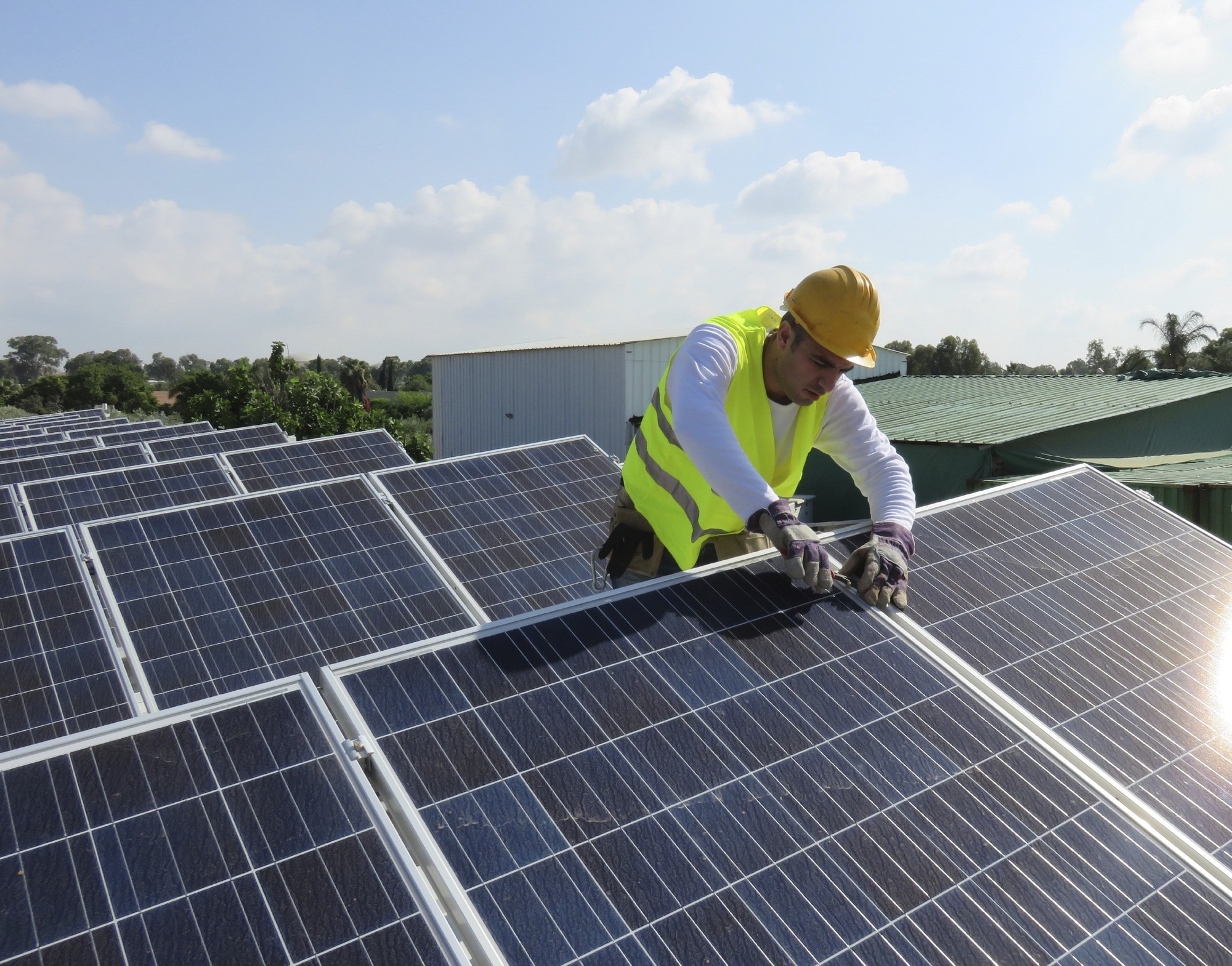 8 Key Questions To Ask a Solar Installer First. - Gearbrain