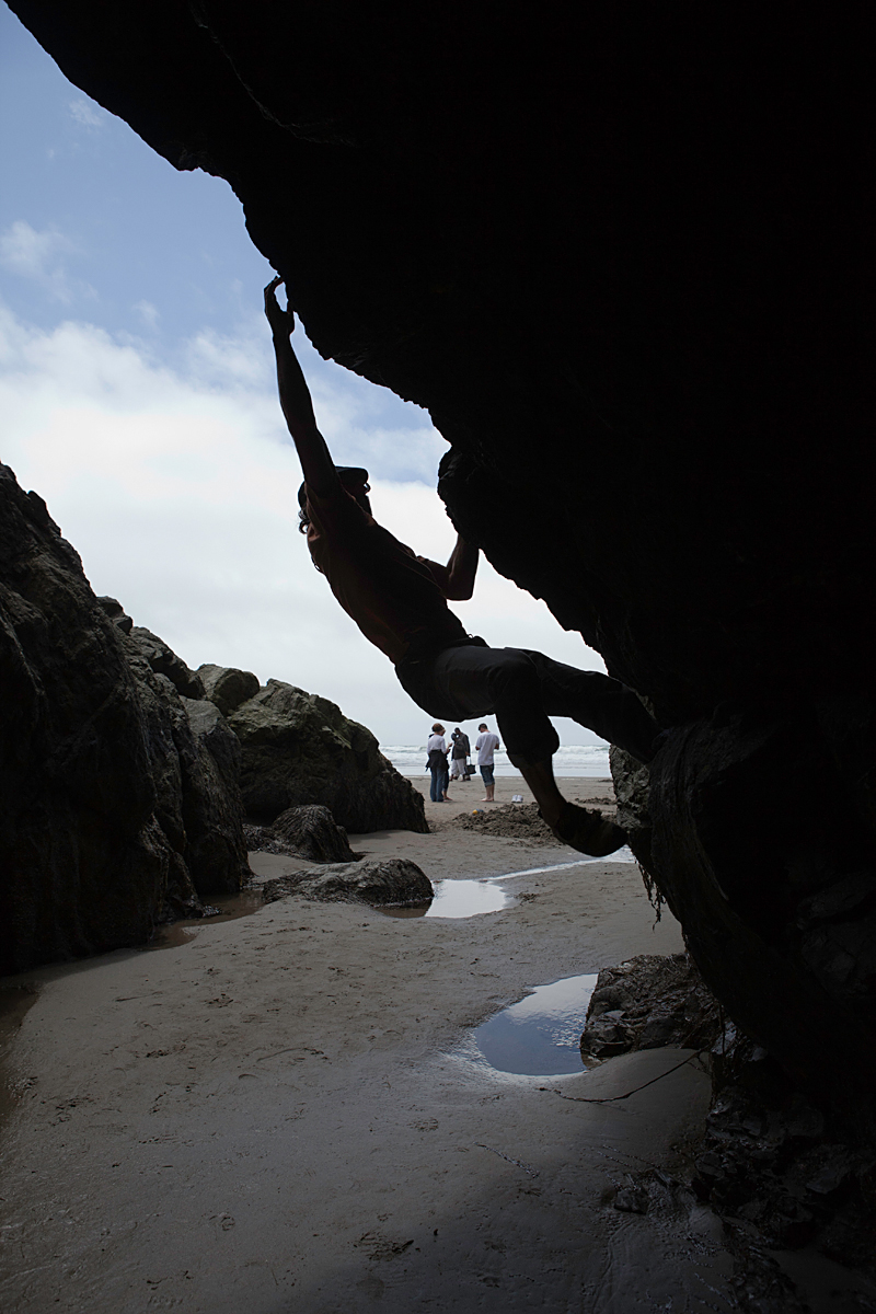 Scenes of the City: Rock Climbing and Bouldering At Ocean Beach, Glen  Canyon Park and Corona Heights - 7x7 Bay Area