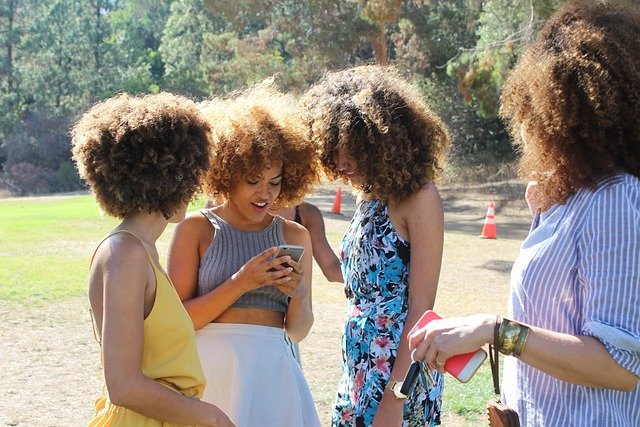 New research links 5G rural uploads to higher radiation levels