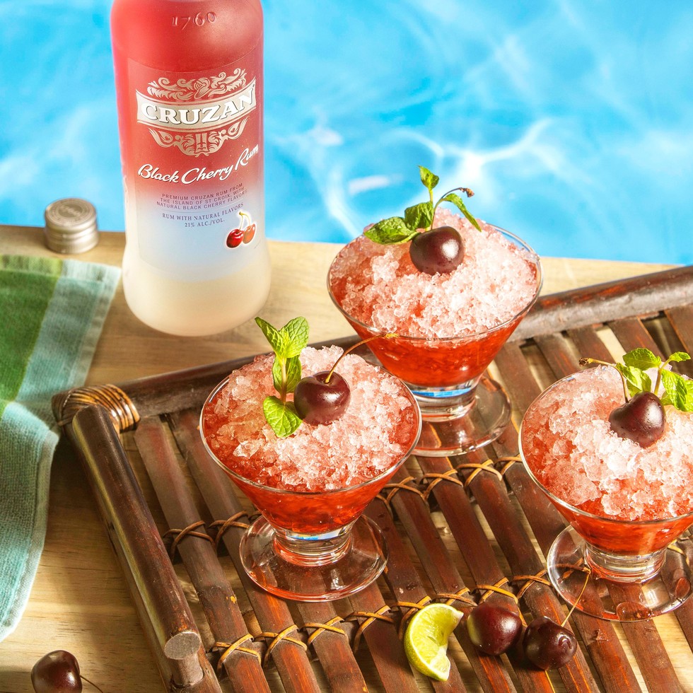 2 Fruity Cocktails Perfect For Kicking Off the Warm Summer Months One