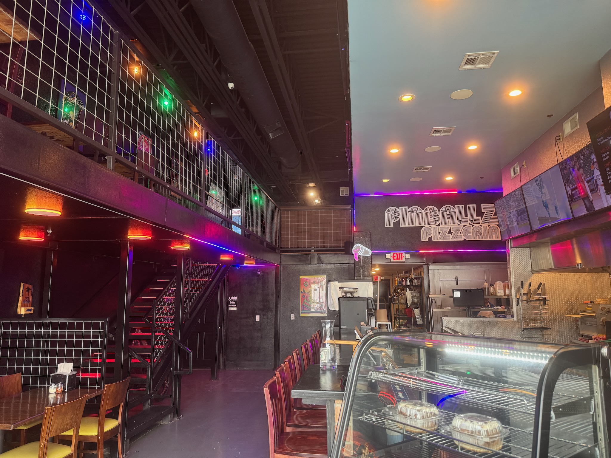 Pinballz Pizzeria now open in Houston's Second Ward