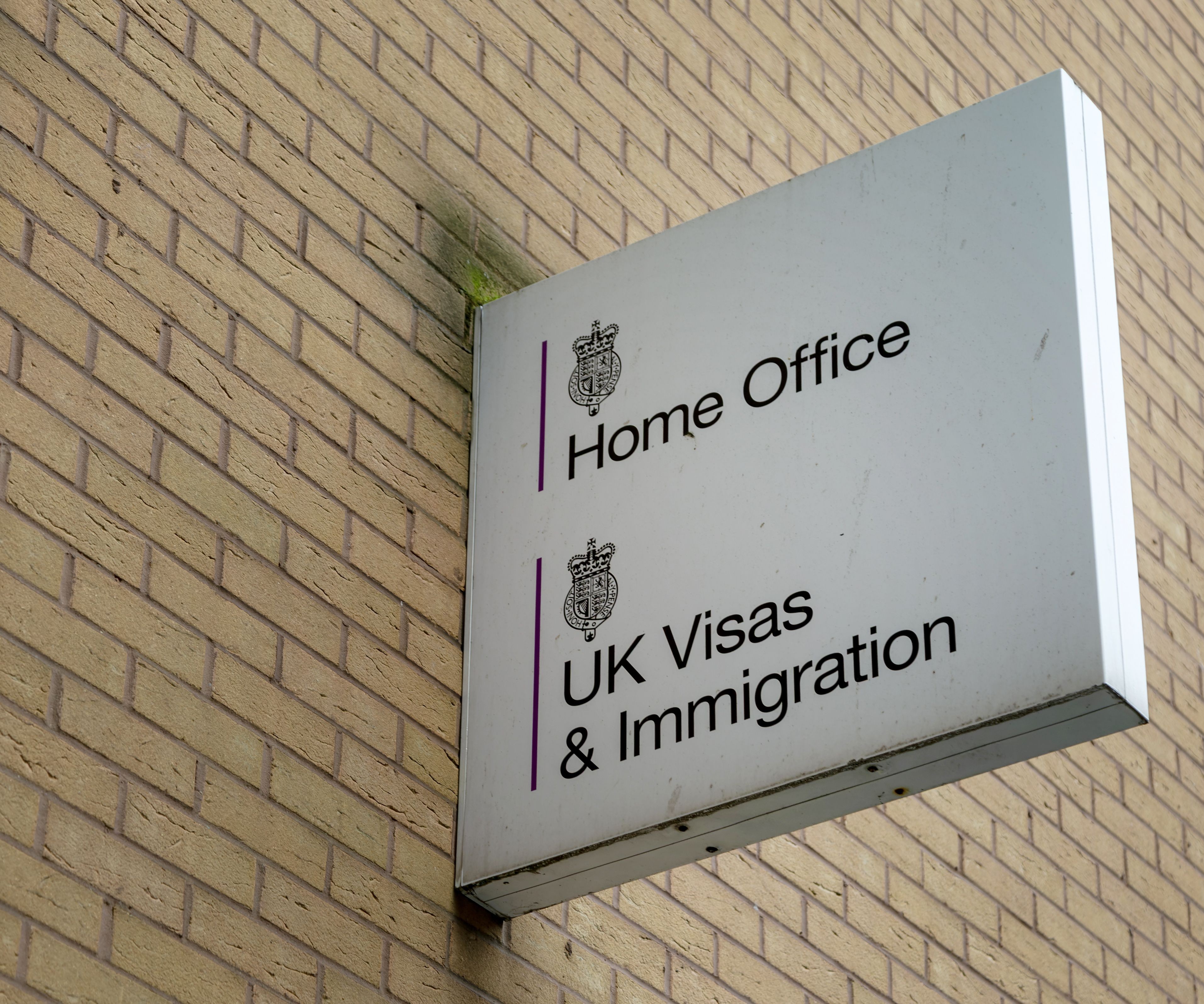 Suspected terror chief allowed to remain in Britain despite losing citizenship bid
