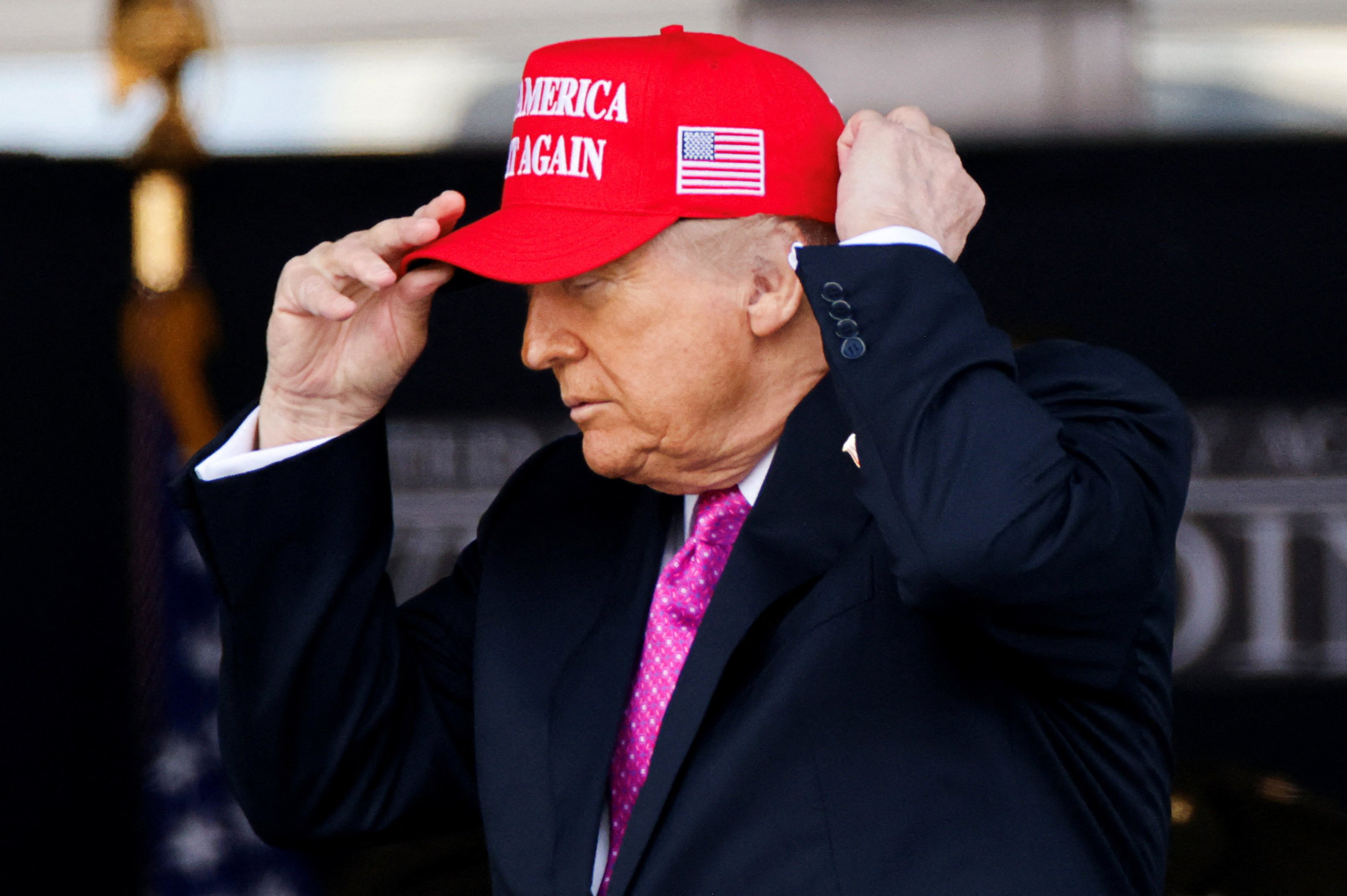 rawstory.com - Ewan Gleadow - Trump faces opposition from MAGA faithful over one admin energy choice