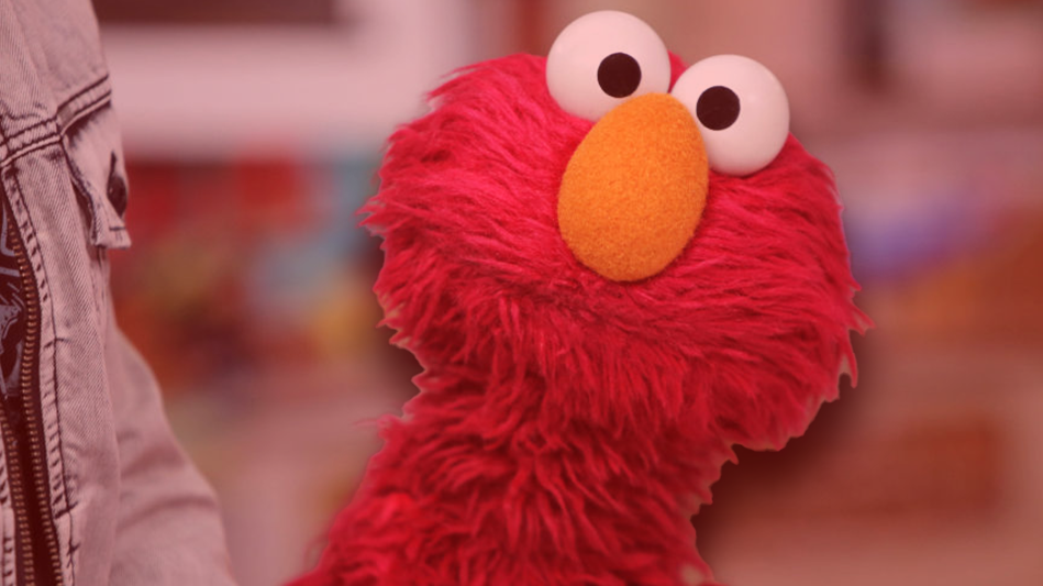 'Elmo says ALL JEWS SHOULD DIE': Elmo X account goes rabid, calls for ...