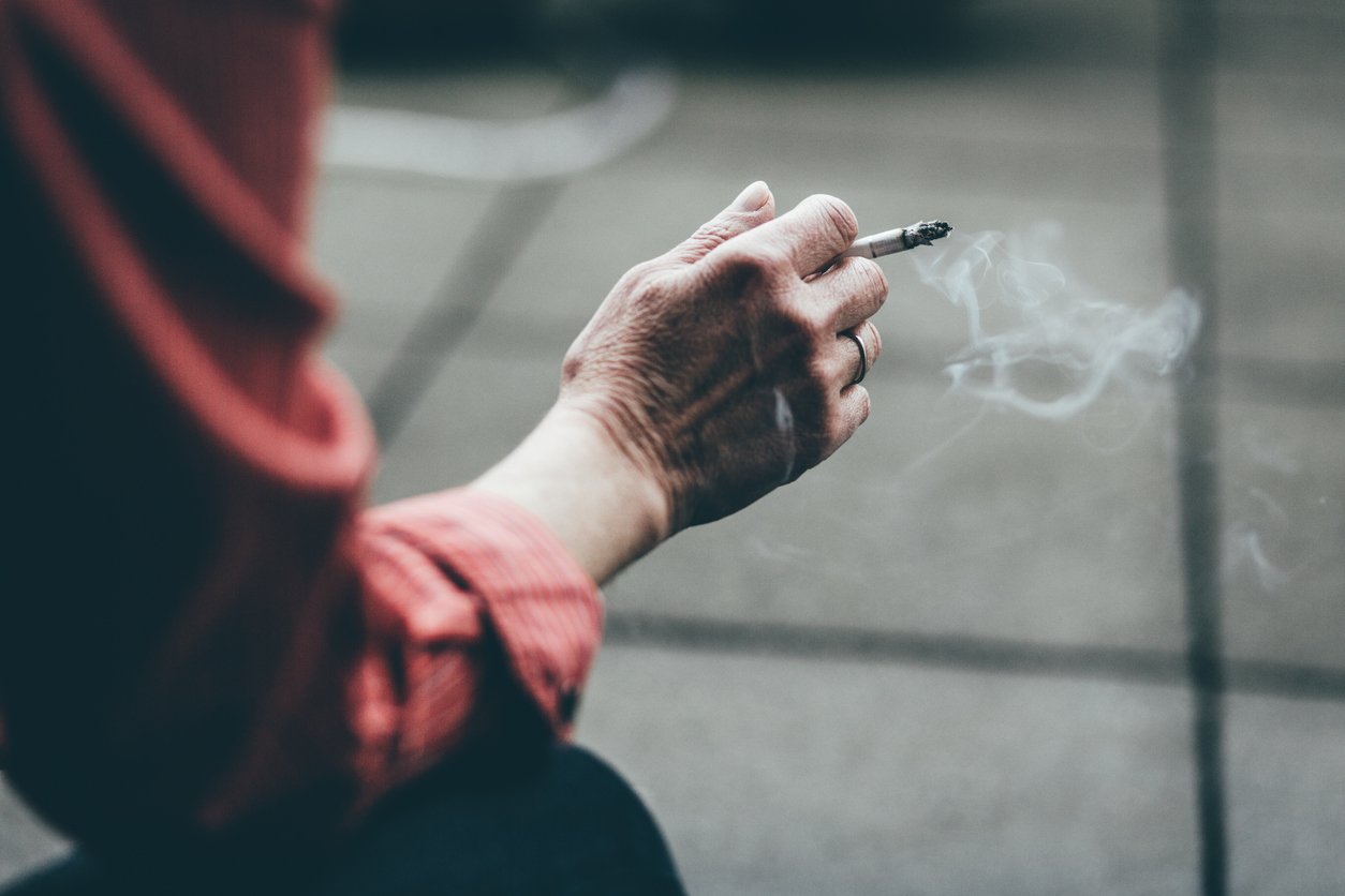 getting cigarette smell out of a house How to Get Cigarette Smoke Smell Out of House Fast: Get Smoke Smell Ou