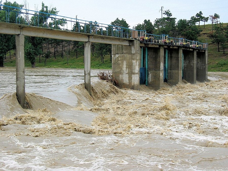 Wisconsin youth sue state regulator over climate inaction after historic flooding