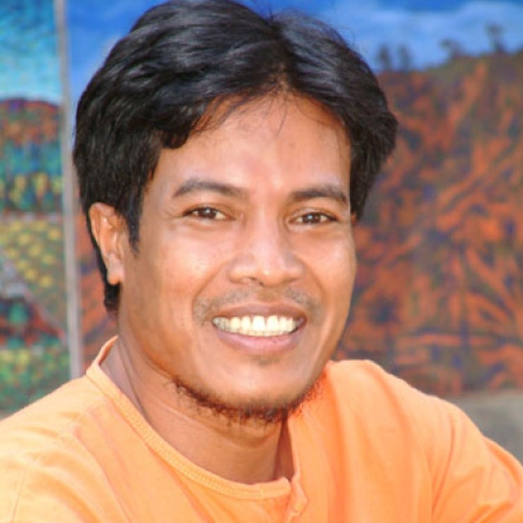 Nyoman Tomblos