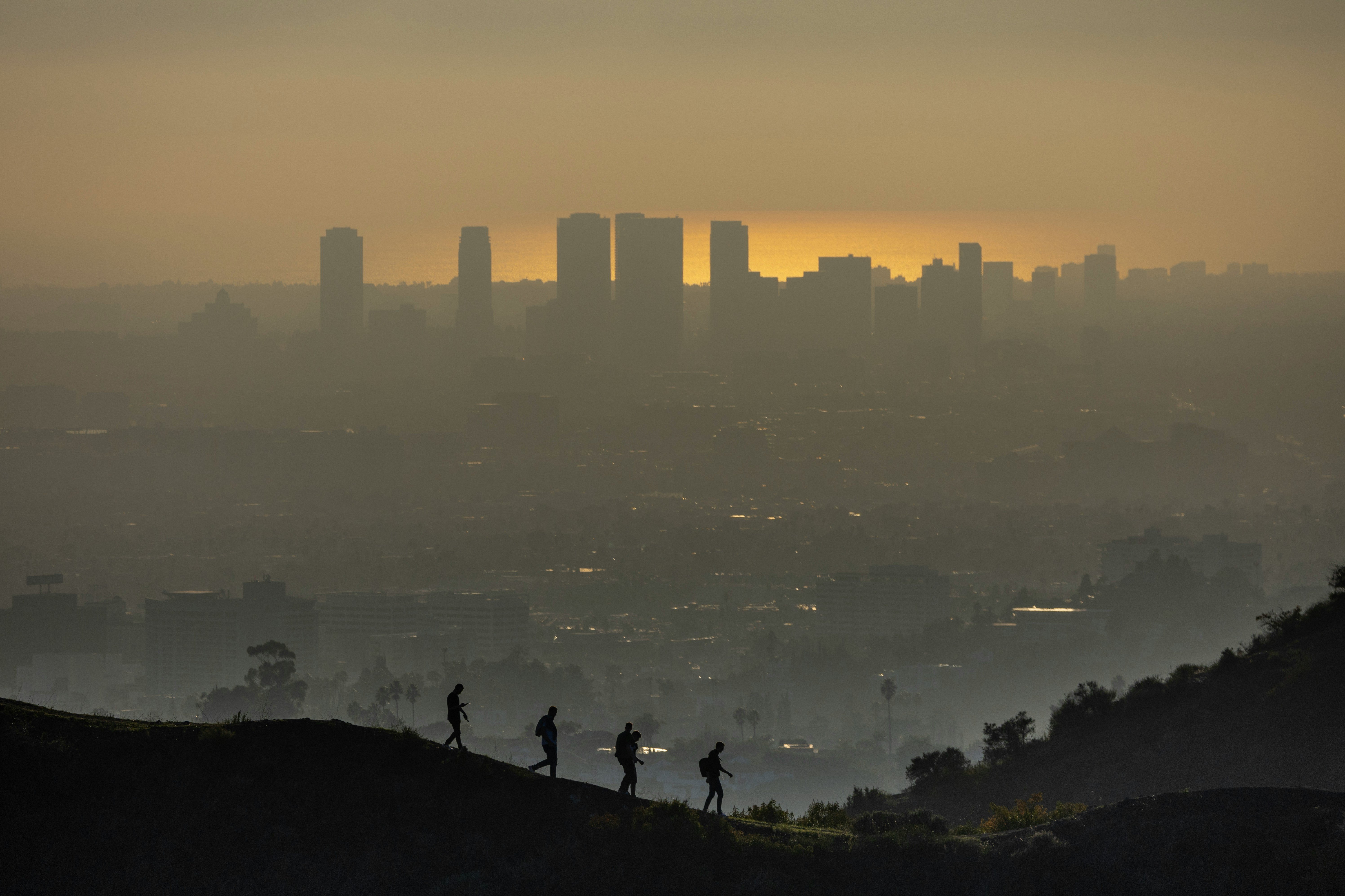 Exercising in polluted air: Is it still beneficial?