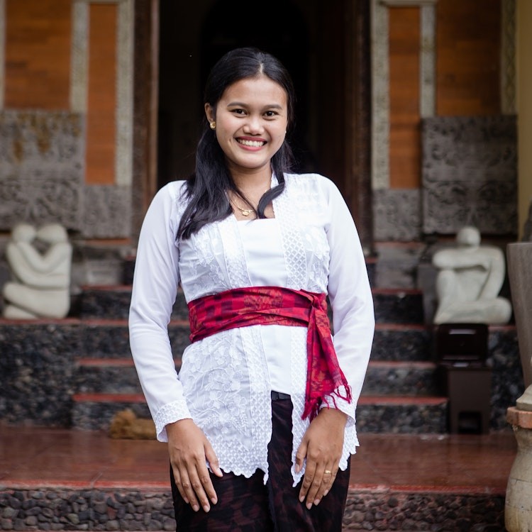 Yustiana Dewi