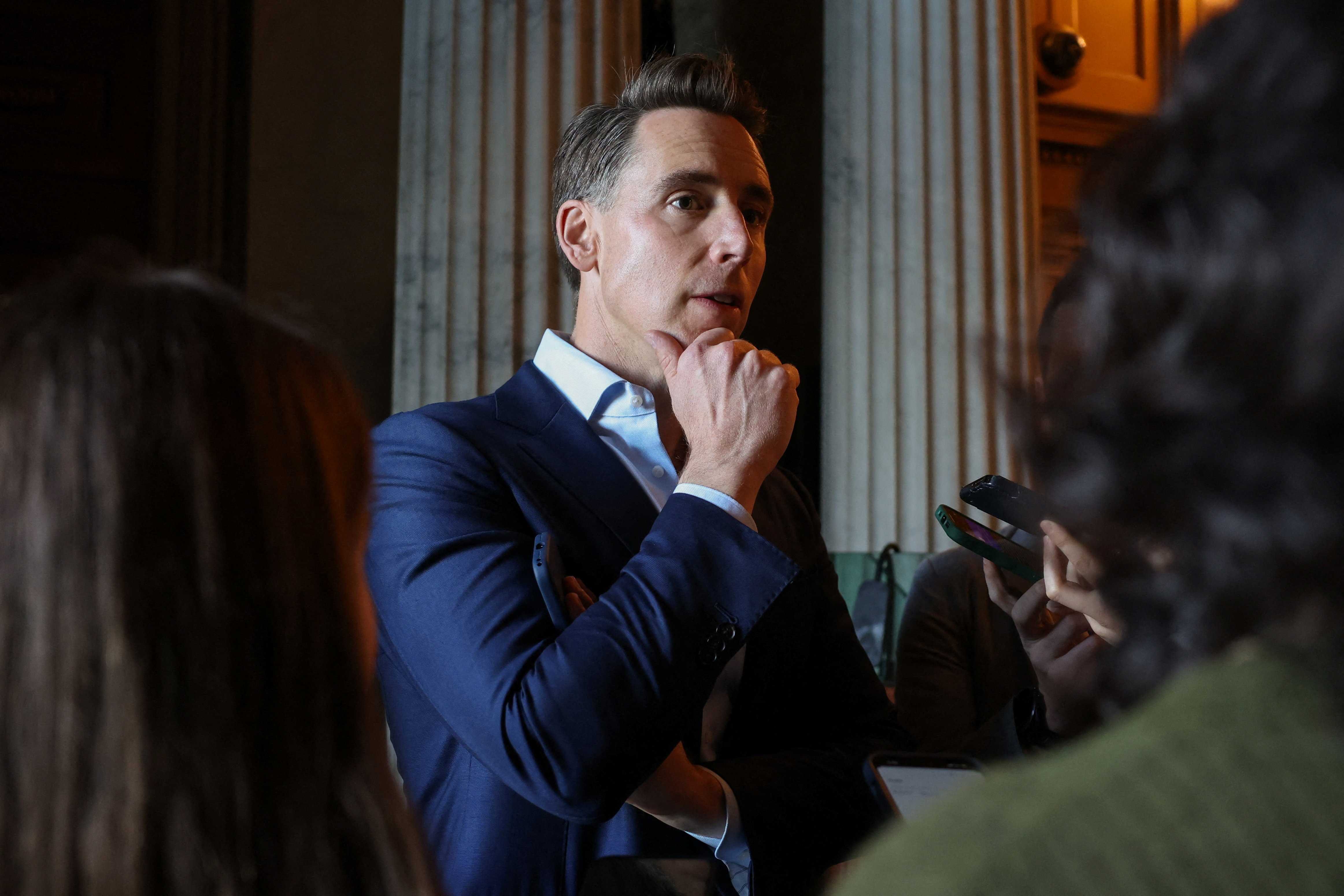 ​Republicans face 'recipe for disaster' in swing state midterms: report