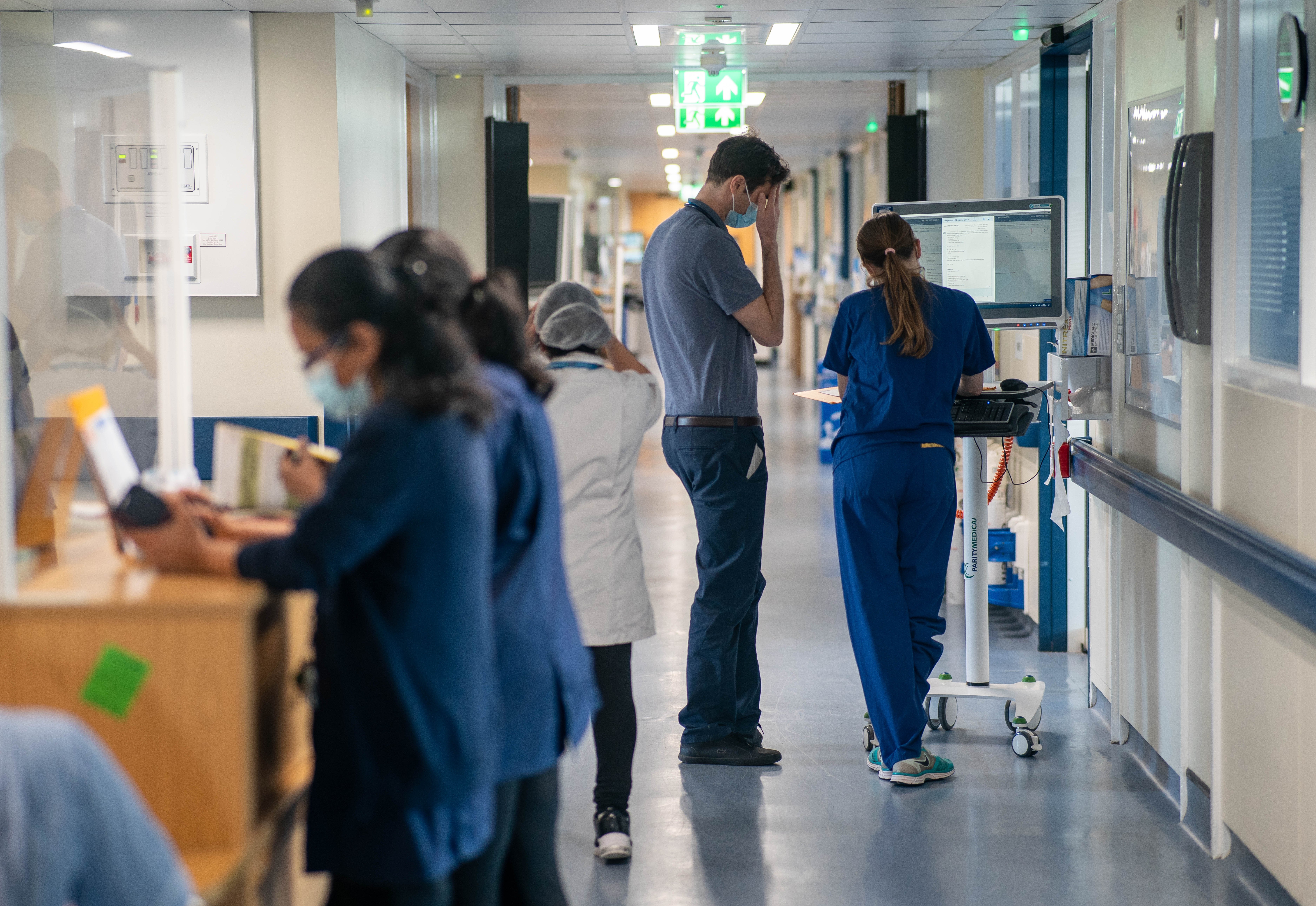 NHS 'over-reliant' on overseas funding as health service 'lost £100m due to falling immigration'