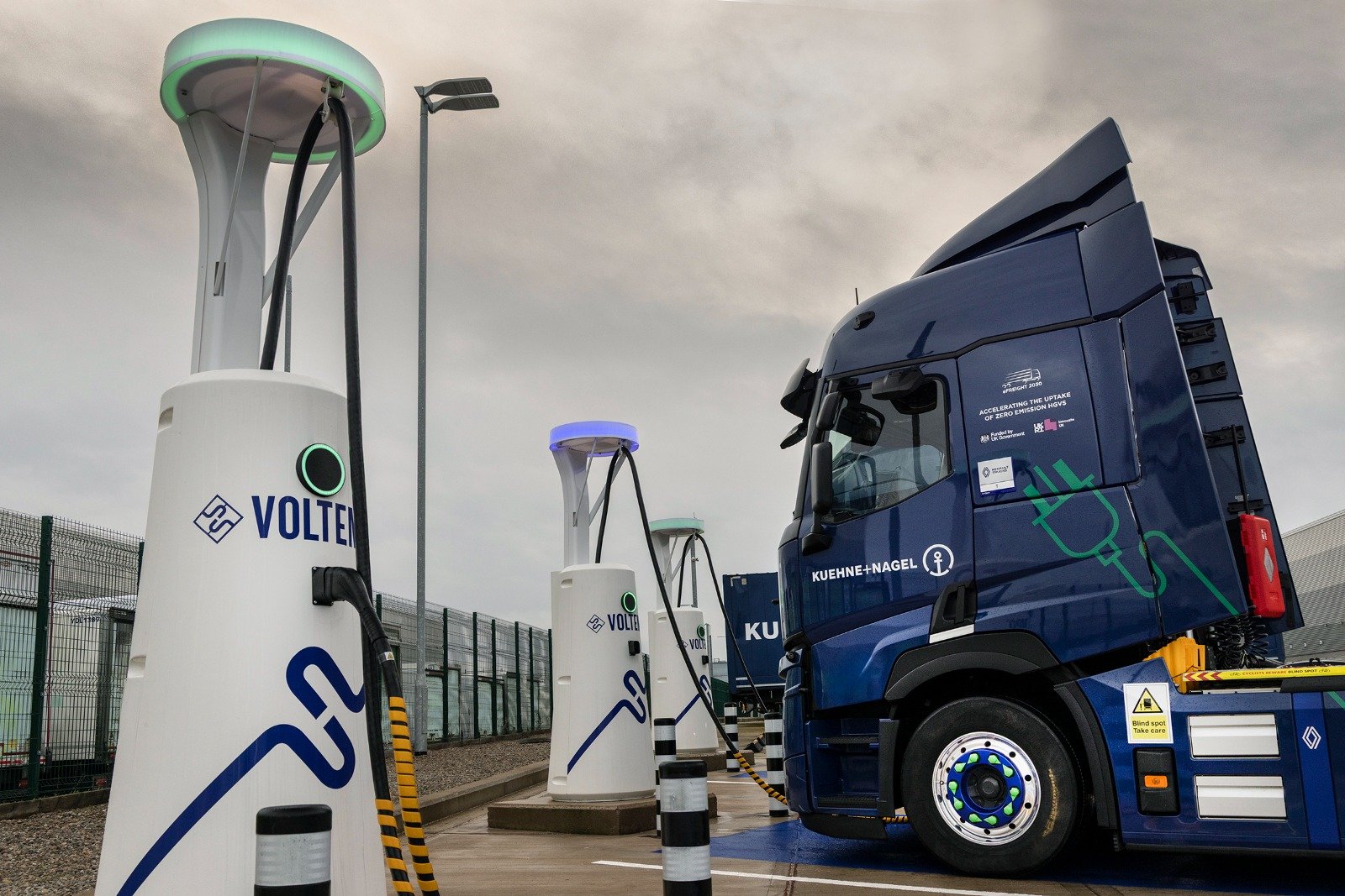 Tories attacked over plans to scrap 2035 diesel ban as EVs will make businesses 'more profitable'